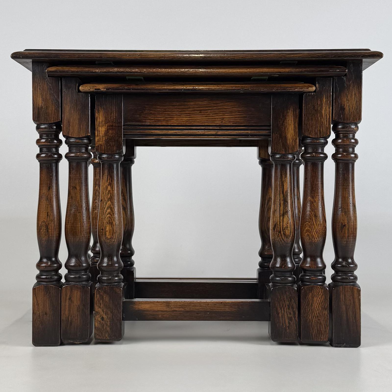 Antique 20th Century Good Quality Nest of Tables in Oak (1 of 12)