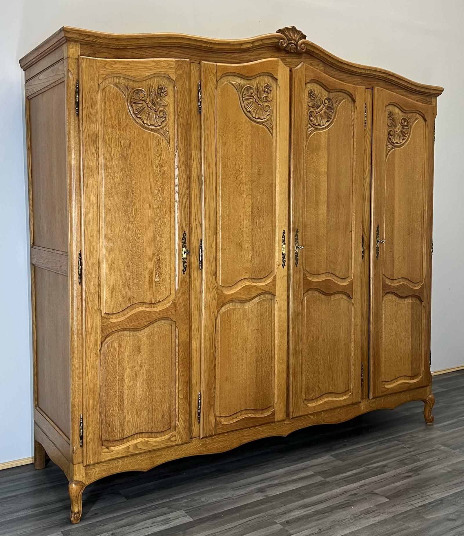 Amazing French Carved 4 Door Armoire Wardrobe (1 of 12) Amazing French Carved 4 Door Armoire Wardrobe (1 of 12)
