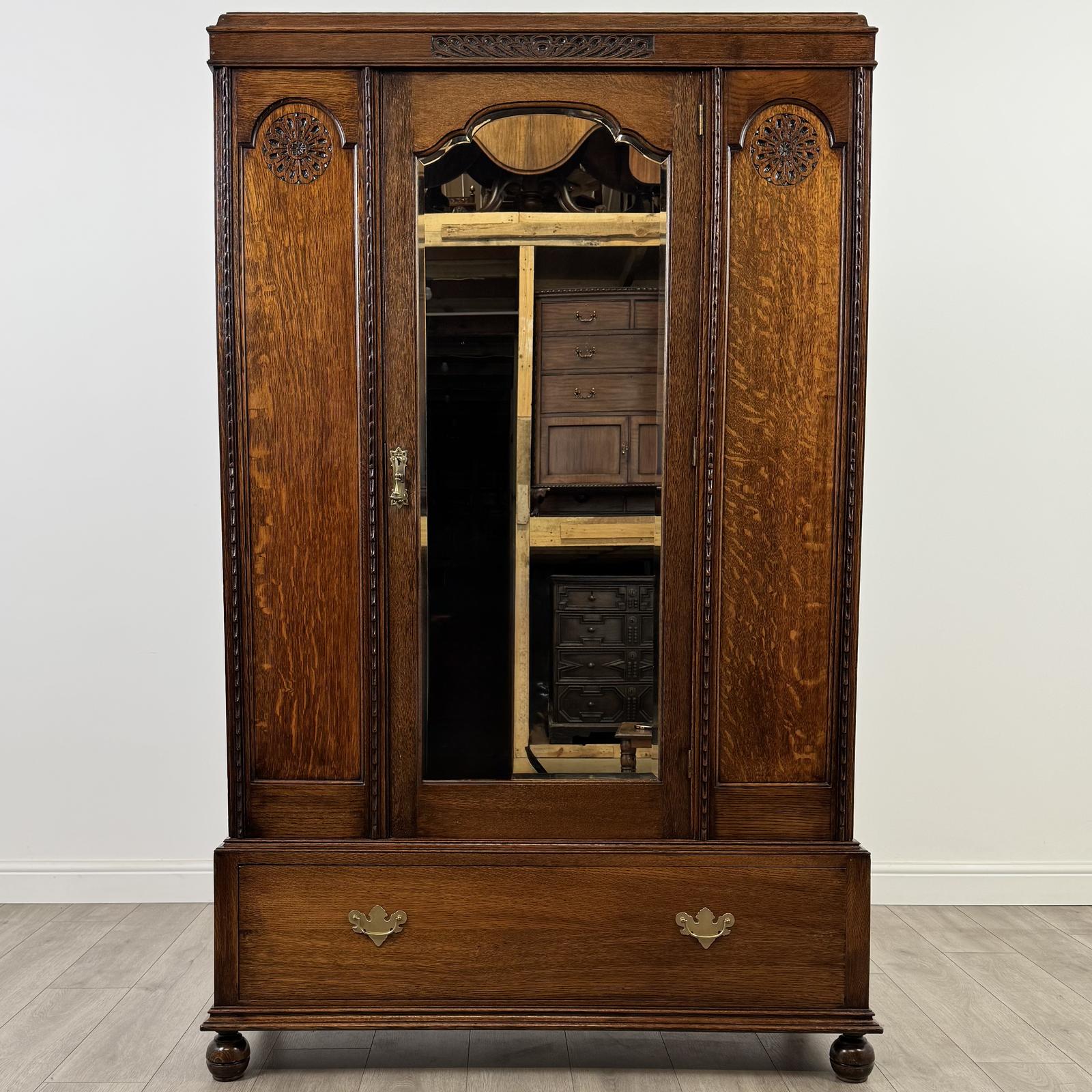 Antique 20th Century Good Quality Wardrobe In Oak (1 of 11) Antique 20th Century Good Quality Wardrobe In Oak (1 of 11)