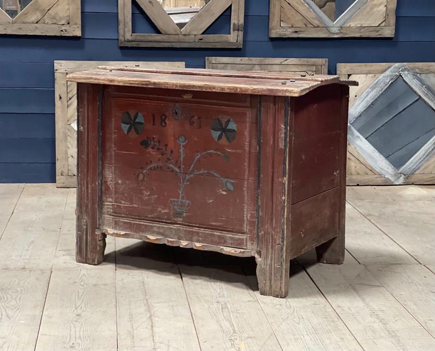 Early Swedish Folk Art Chest (1 of 1) Early Swedish Folk Art Chest (1 of 1)