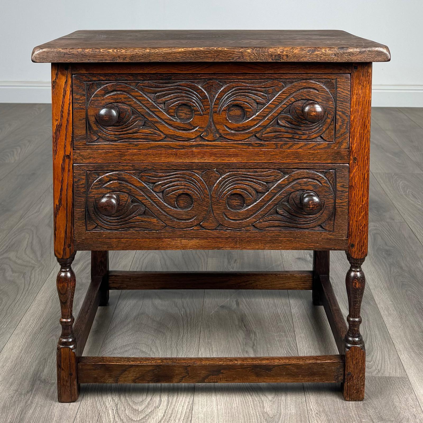 Antique 20th Century Small Cabinet in Oak (1 of 11) Antique 20th Century Small Cabinet in Oak (1 of 11)