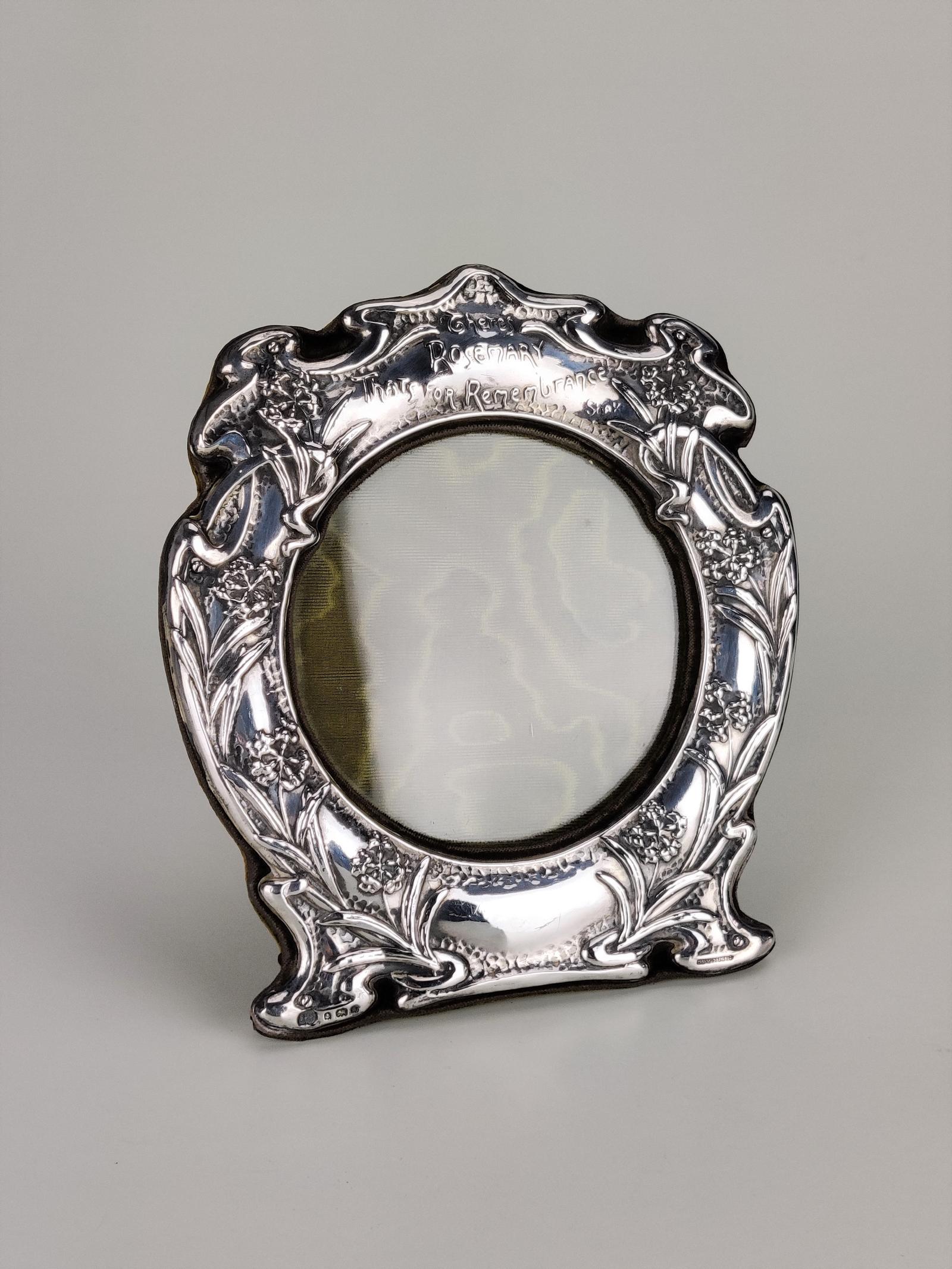 Silver Photo Frame - Antique (1 of 10) Silver Photo Frame - Antique (1 of 10)