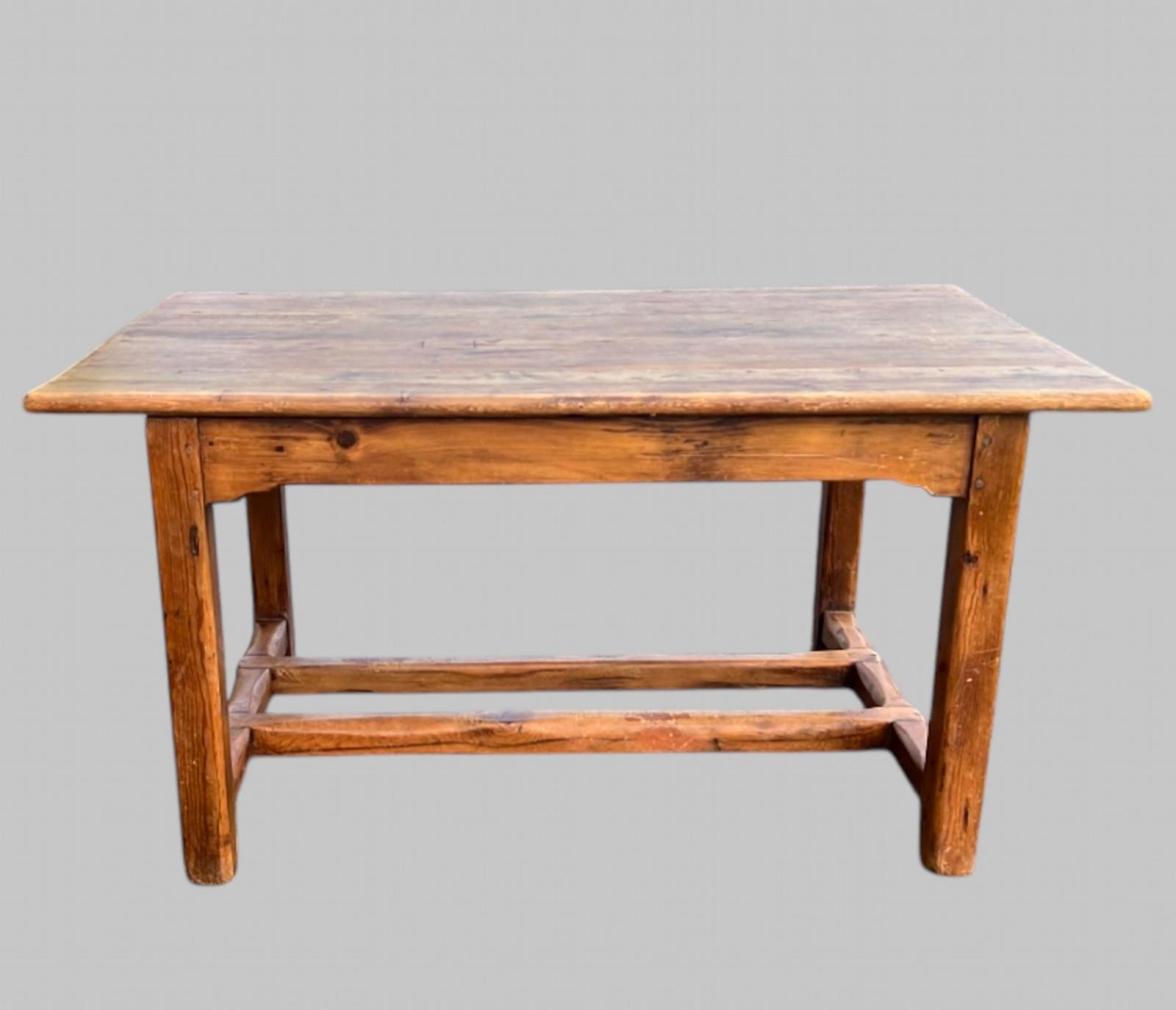 Rustic Medium Sized Pine Farmhouse Table c.1900 (1 of 7) Rustic Medium Sized Pine Farmhouse Table c.1900 (1 of 7)