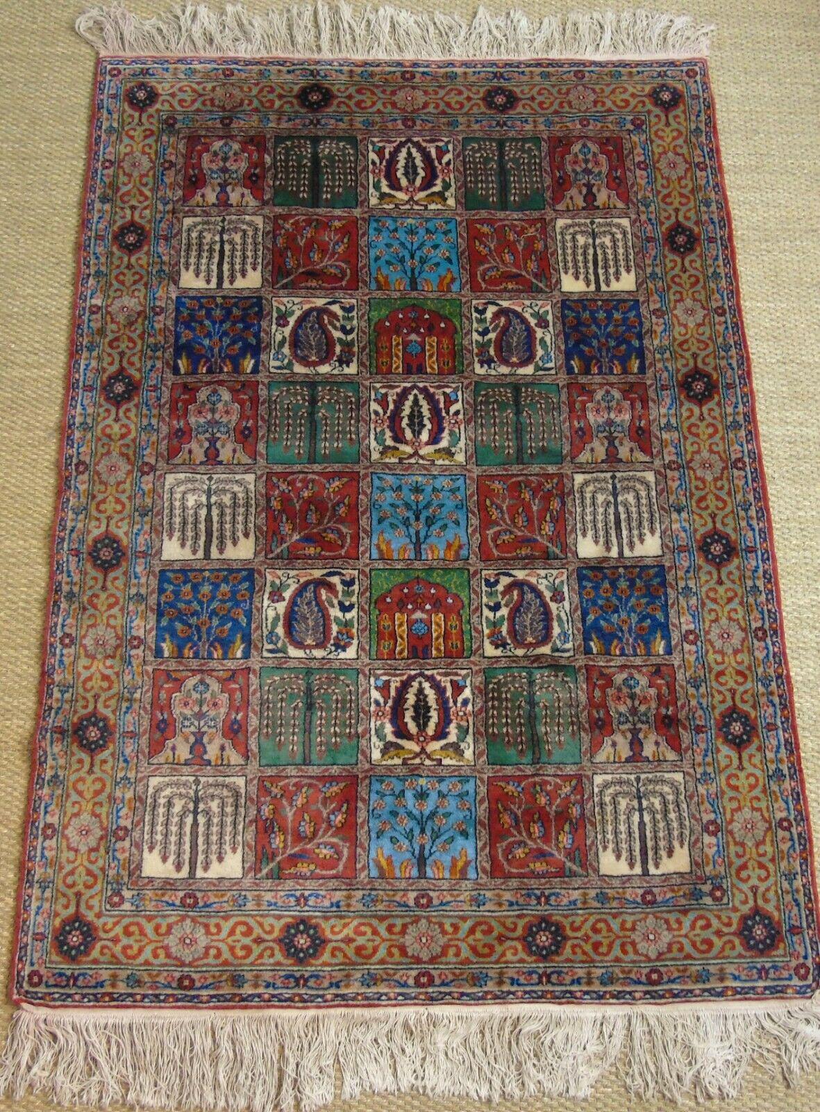 Beautiful Indian Hand Woven Garden Design Rug / Carpet (1 of 7) Beautiful Indian Hand Woven Garden Design Rug / Carpet (1 of 7)