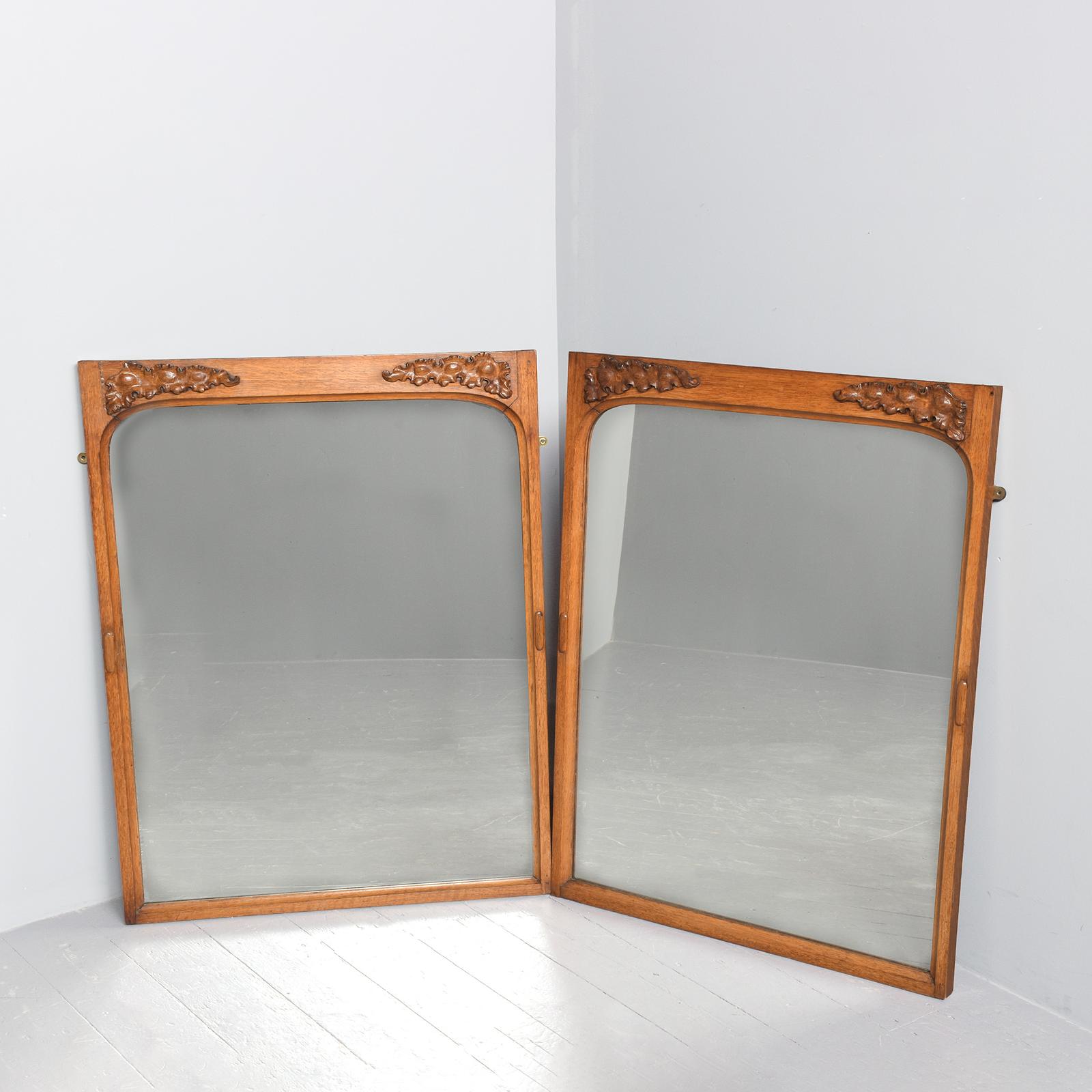 Pair of Quality Carved Oak Mirrors (1 of 8) Pair of Quality Carved Oak Mirrors (1 of 8)