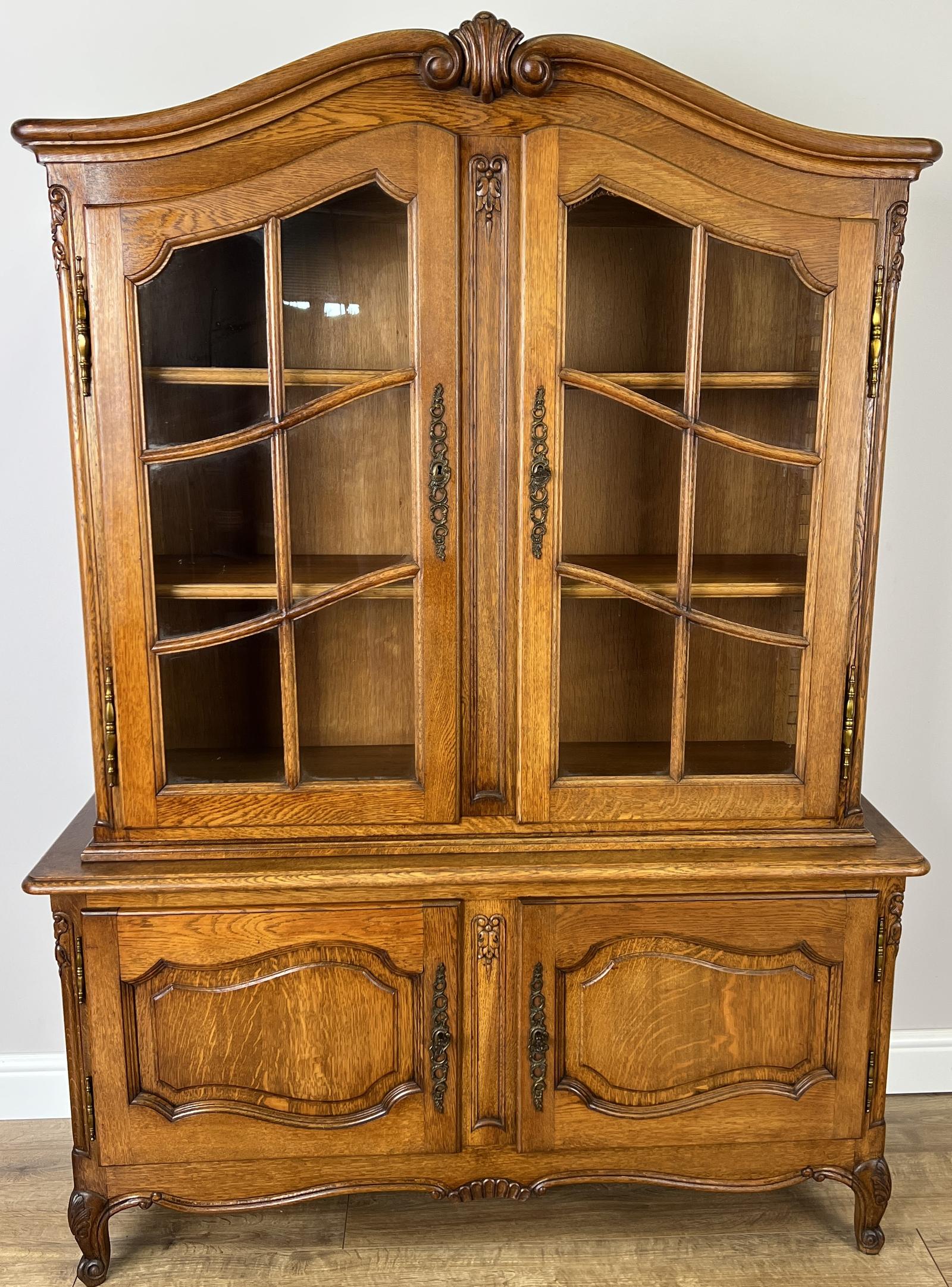 French Cabinets - main image