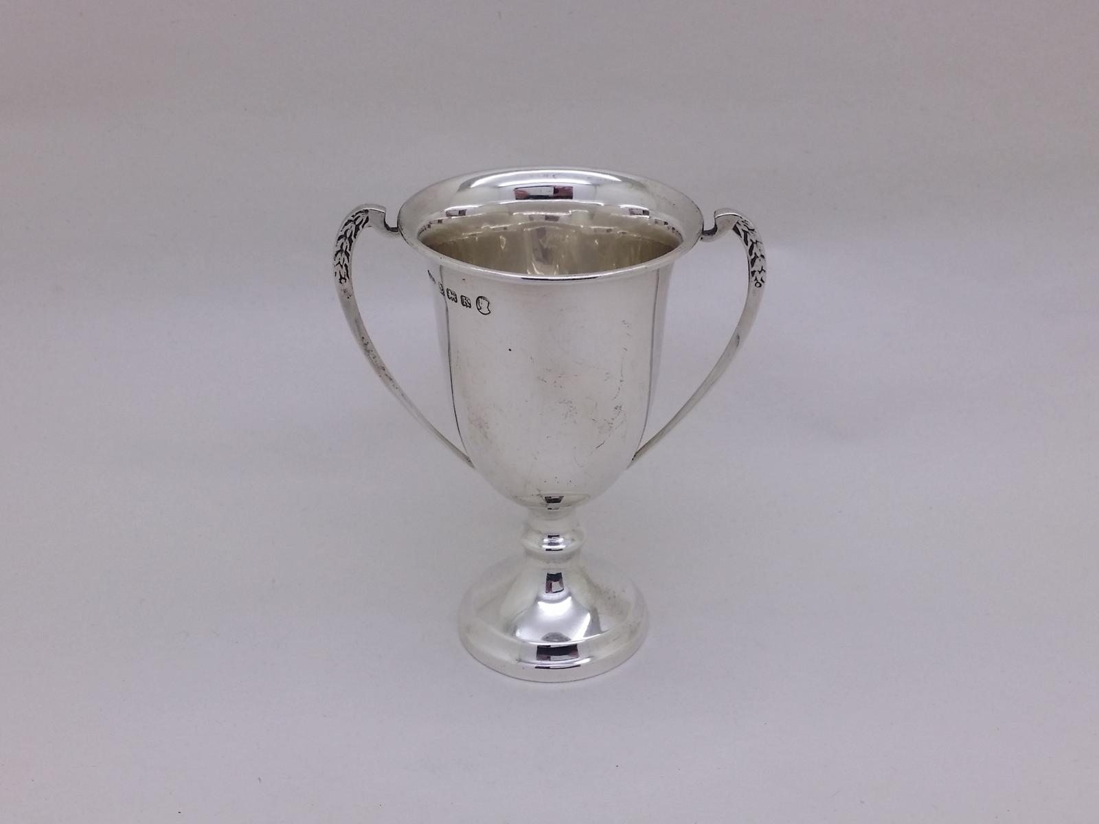 George V 1934 Sterling Silver 3½" Trophy Cup Hallmarked Birmingham (1 of 14)