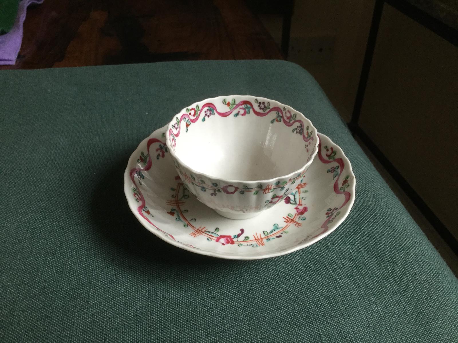 New Hall Tea Bowl & Saucer (1 of 2)