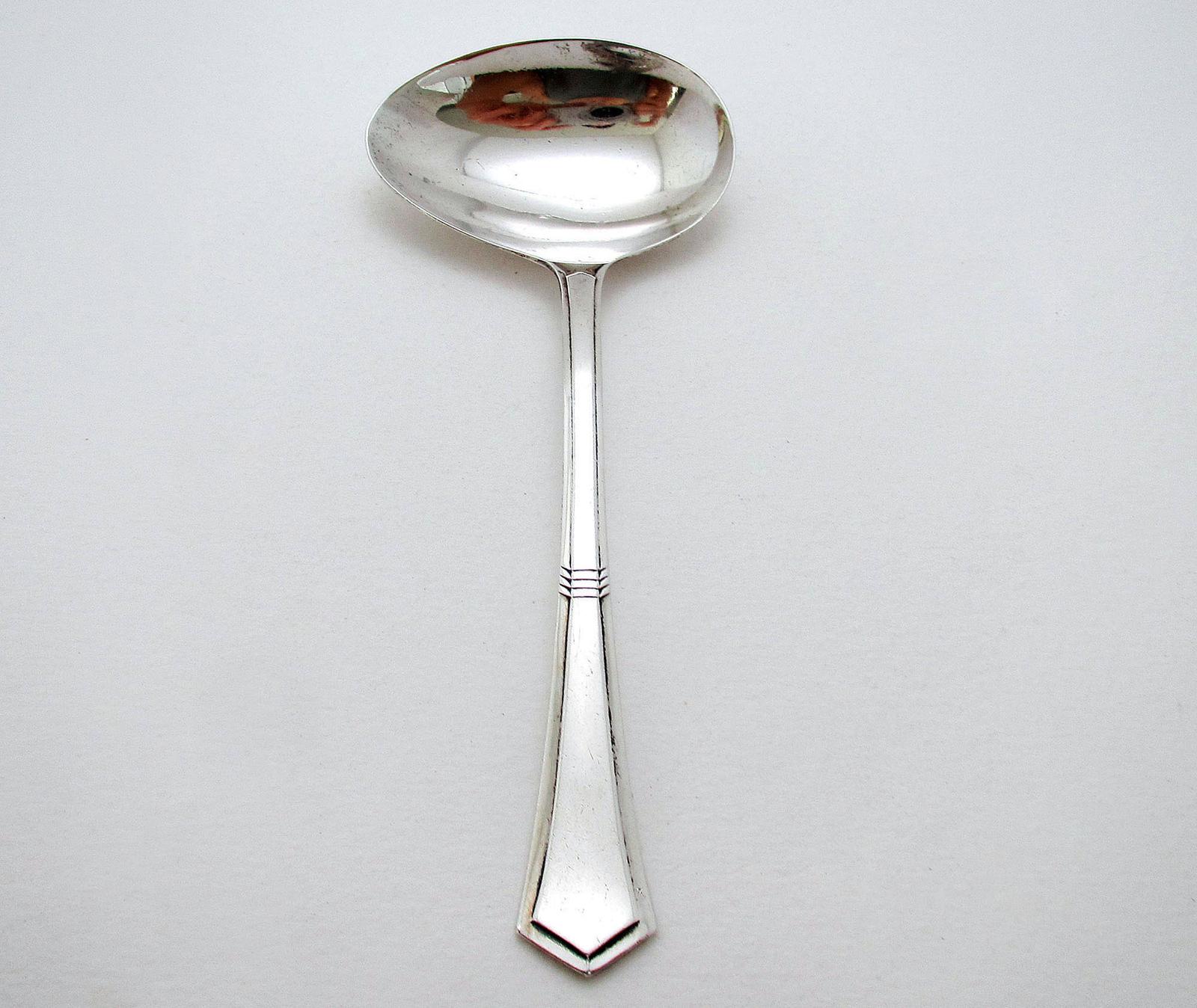 Sterling Silver Art Deco Medicine Syrup Pouring Spoon Pourer (1 of 6) Sterling Silver Art Deco Medicine Syrup Pouring Spoon Pourer (1 of 6)