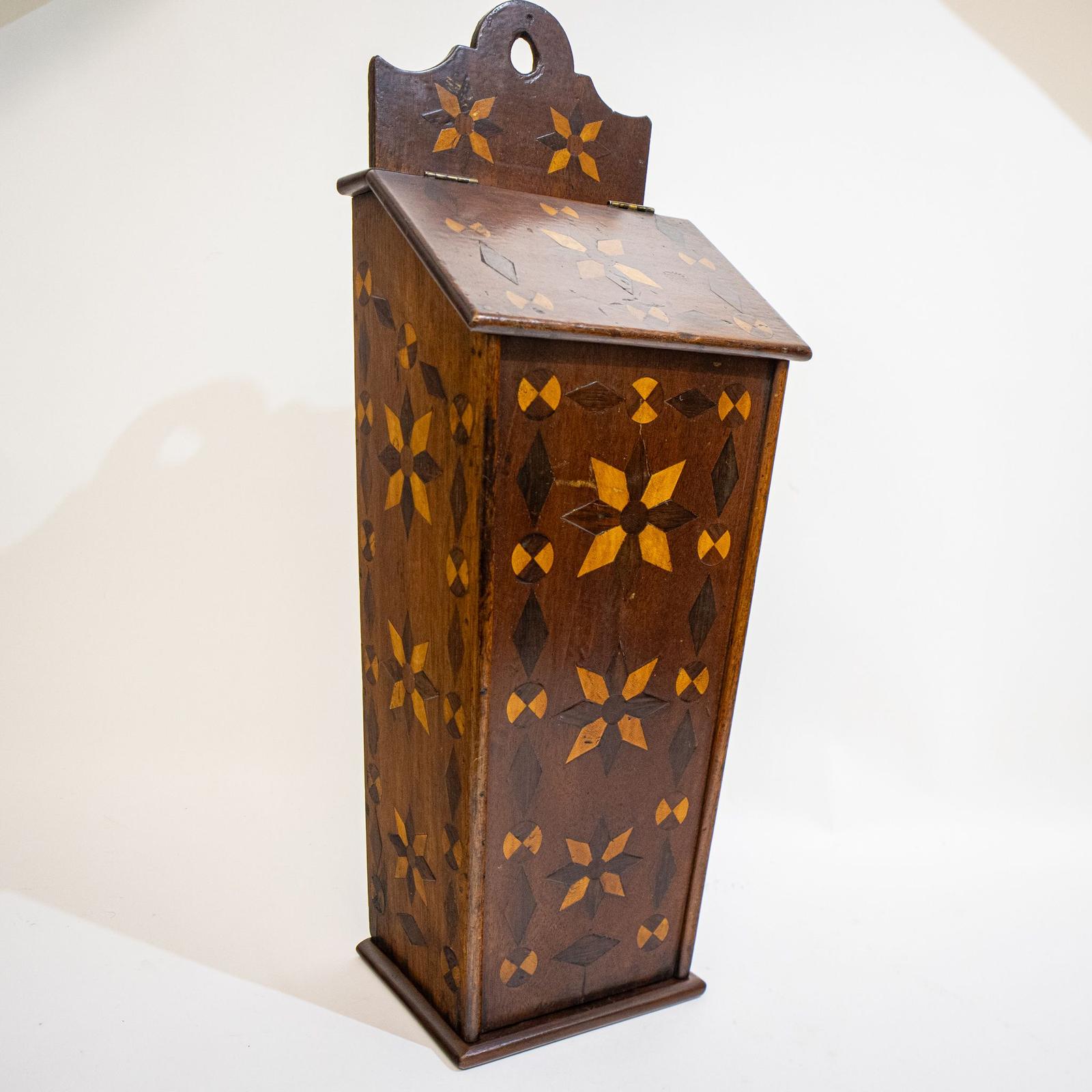 Georgian Marquetry Wall Hanging Box (1 of 12)