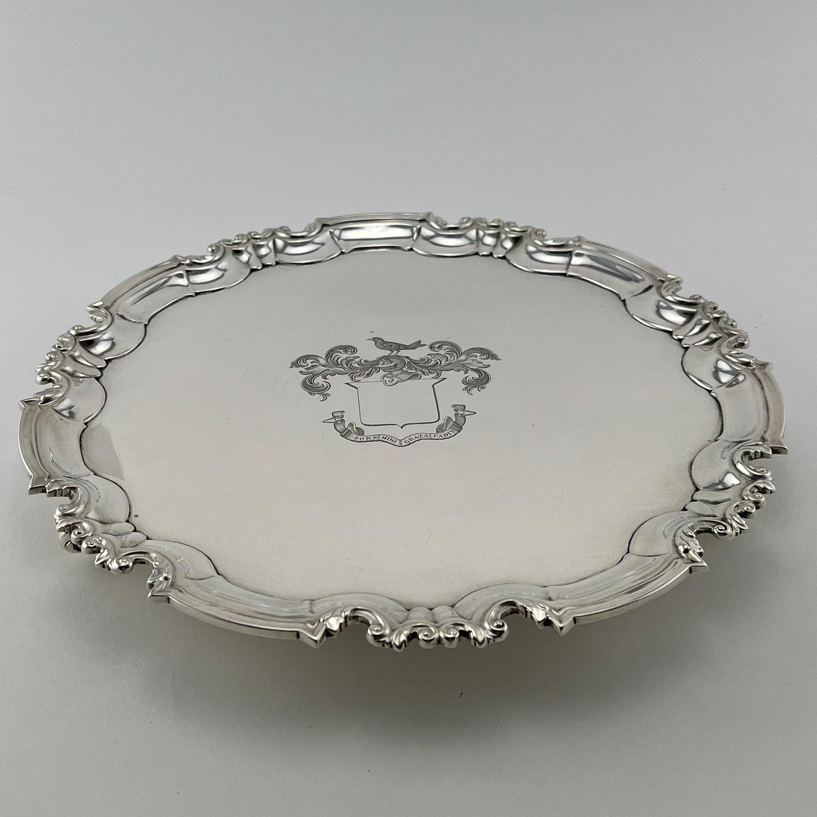 Impressive Round Sterling Silver Salver 1913 (1 of 7)