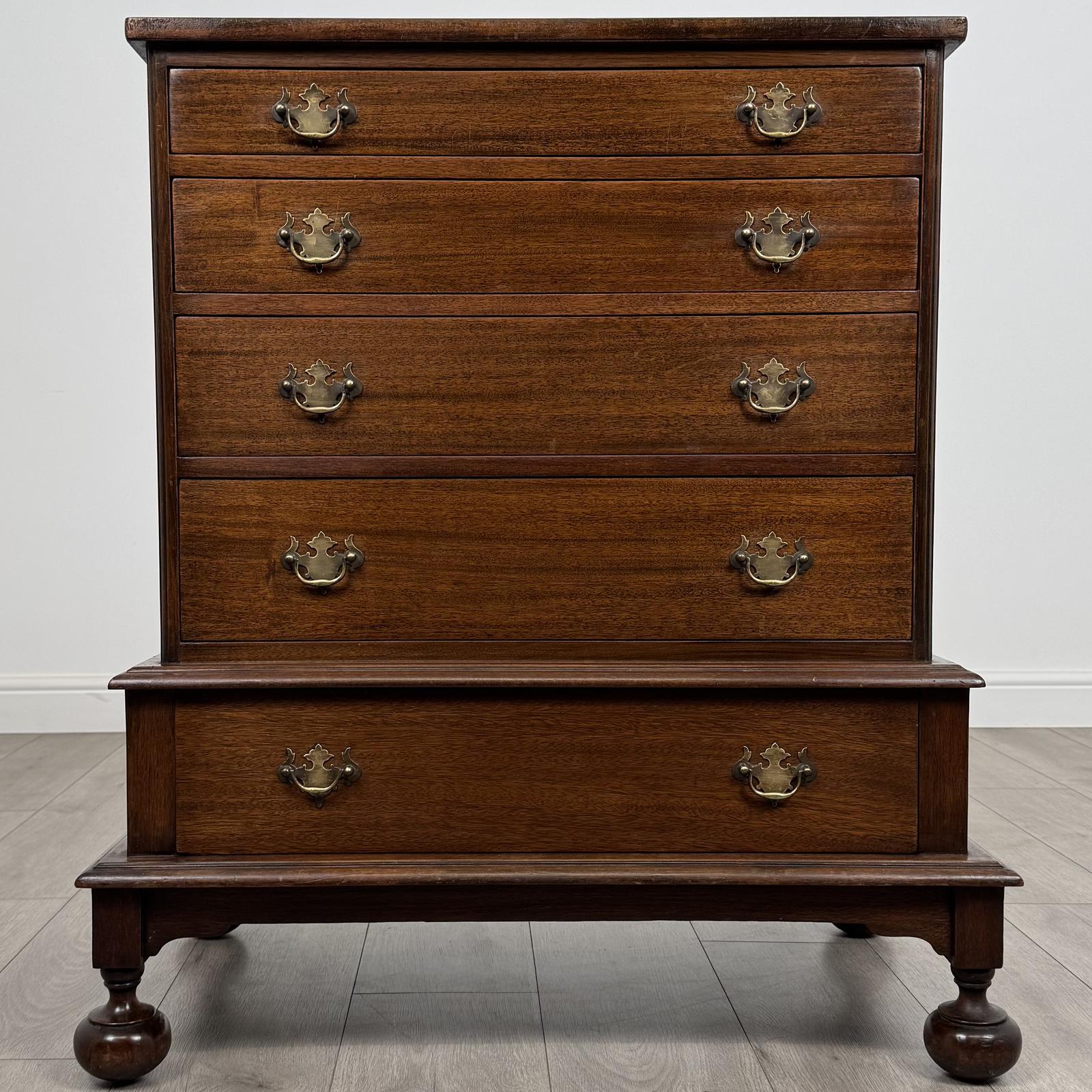 Antique 20th Century Chest of Drawers in Mahogany (1 of 11)