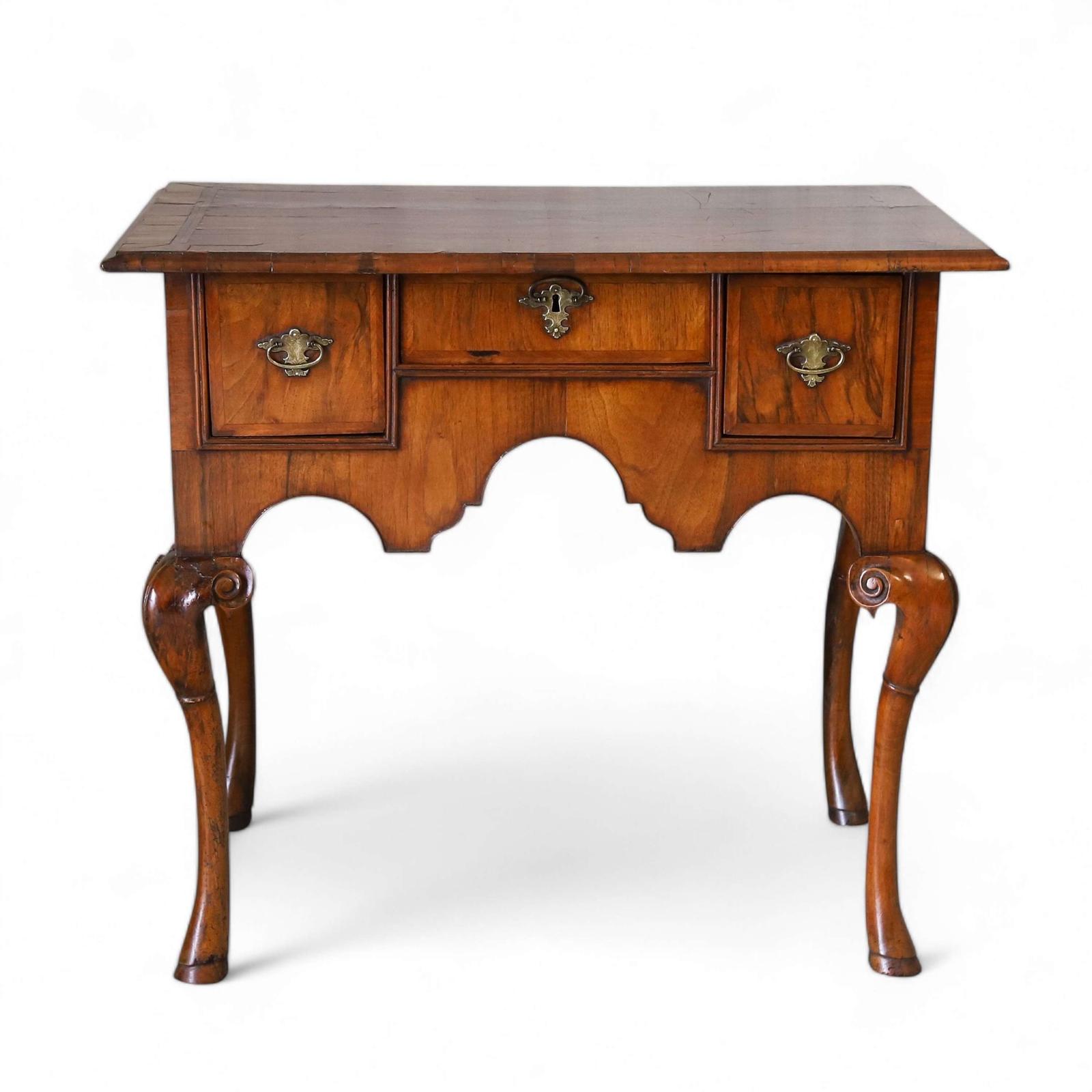Rare Queen Anne Walnut Lowboy Early 18th Century circa 1710 (1 of 15)