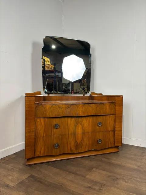 Vintage Art Deco Walnut Wilkin Dressing Table (1 of 14) Vintage Art Deco Walnut Wilkin Dressing Table (1 of 14)