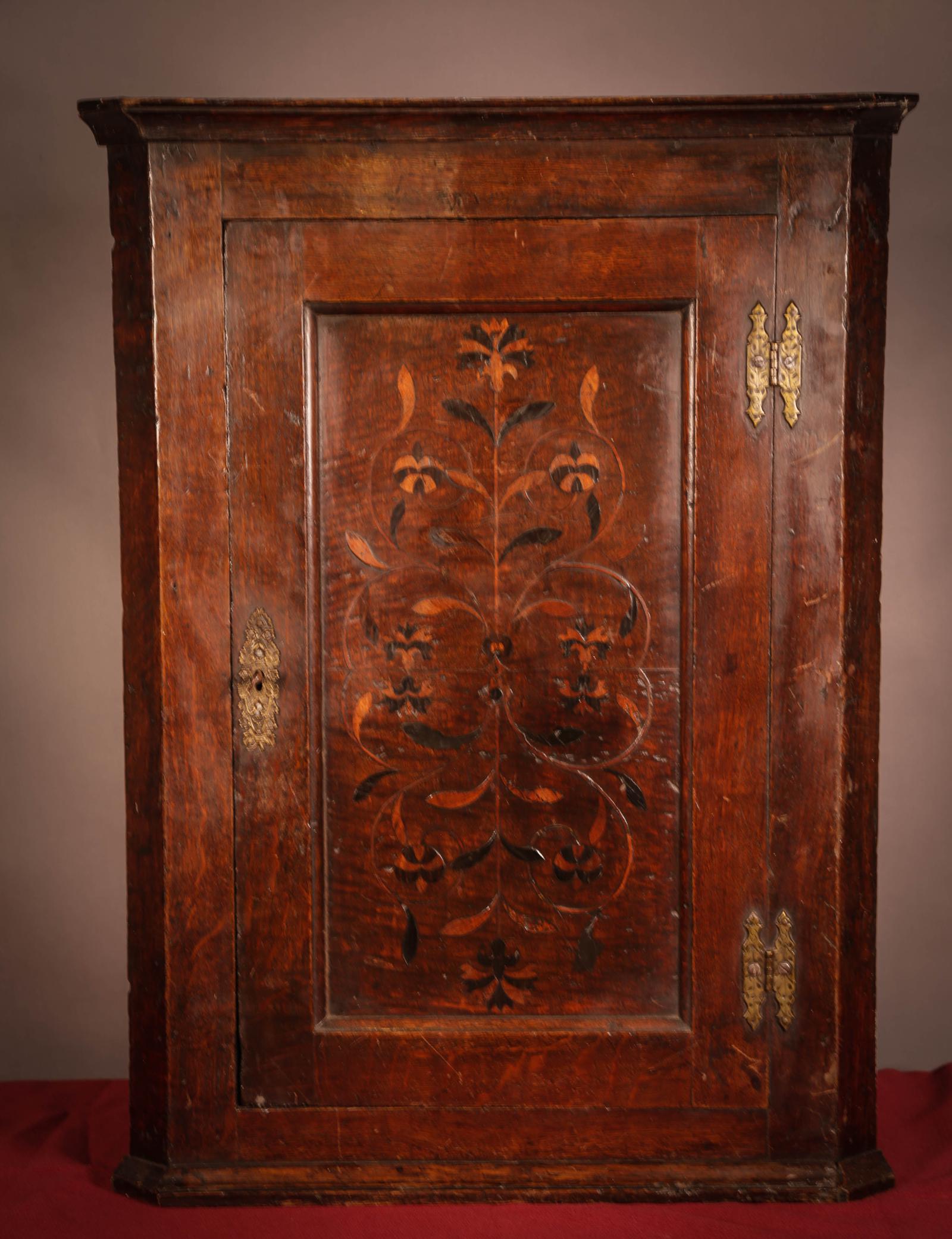 Early Oak Corner Cupboard Inlaid Front (1 of 7) Early Oak Corner Cupboard Inlaid Front (1 of 7)