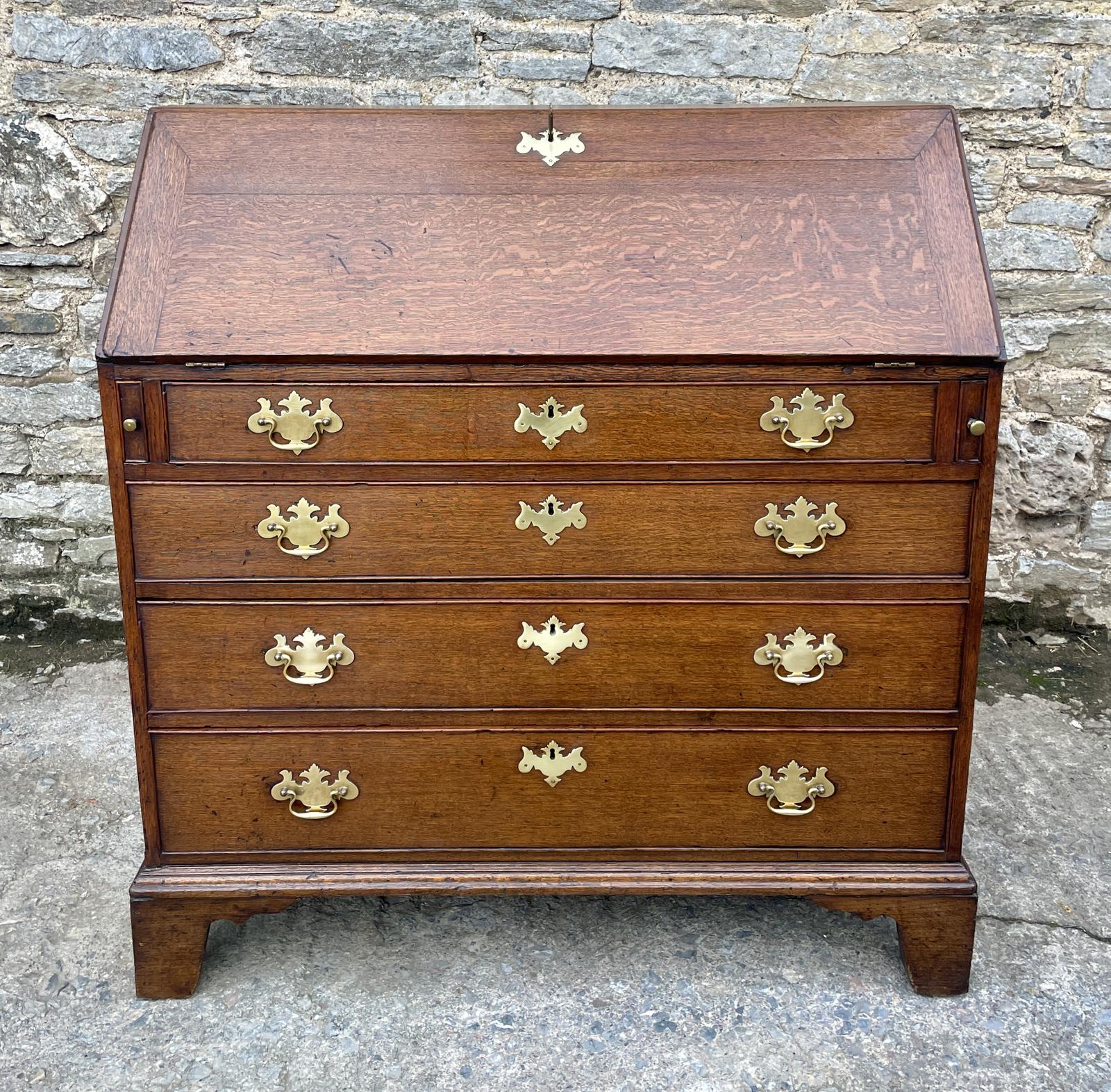 Large Georgian Oak Bureau with Secret Drawers (1 of 29) Large Georgian Oak Bureau with Secret Drawers (1 of 29)