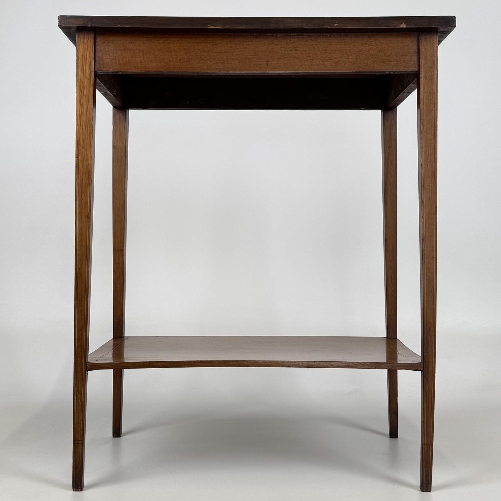 Antique 20th Century Inlaid Side Table In Mahogany (1 of 9)