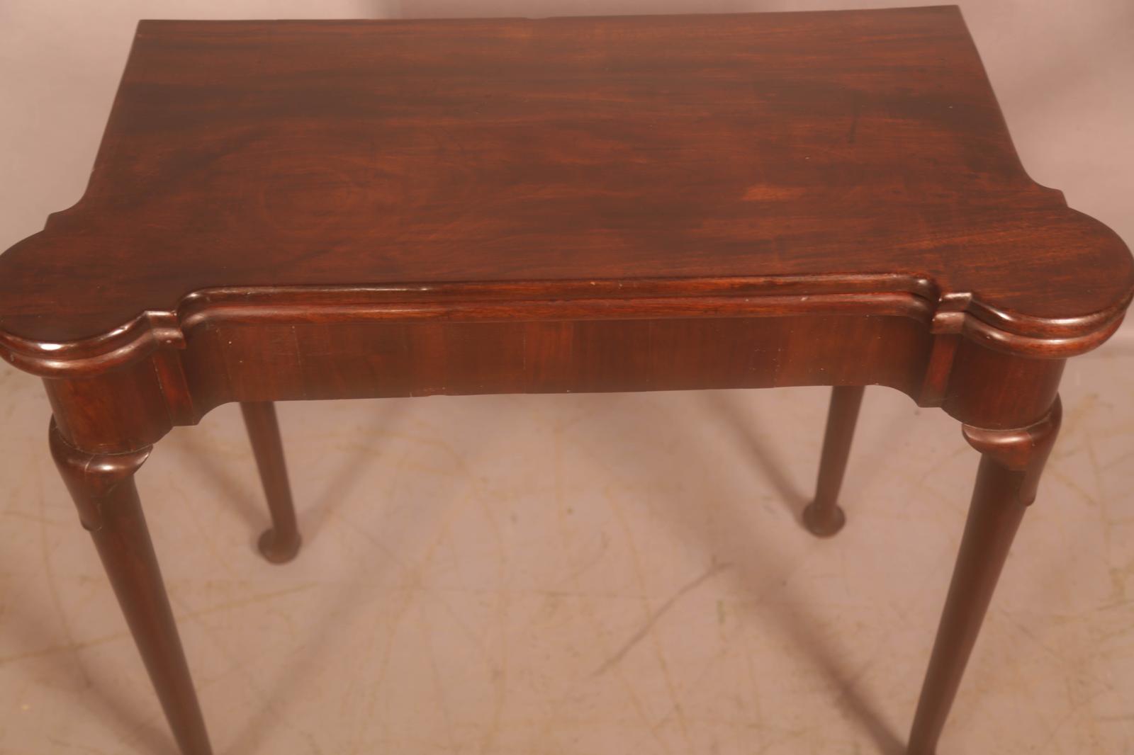 George II Card Table with Guinea Wells (1 of 12)