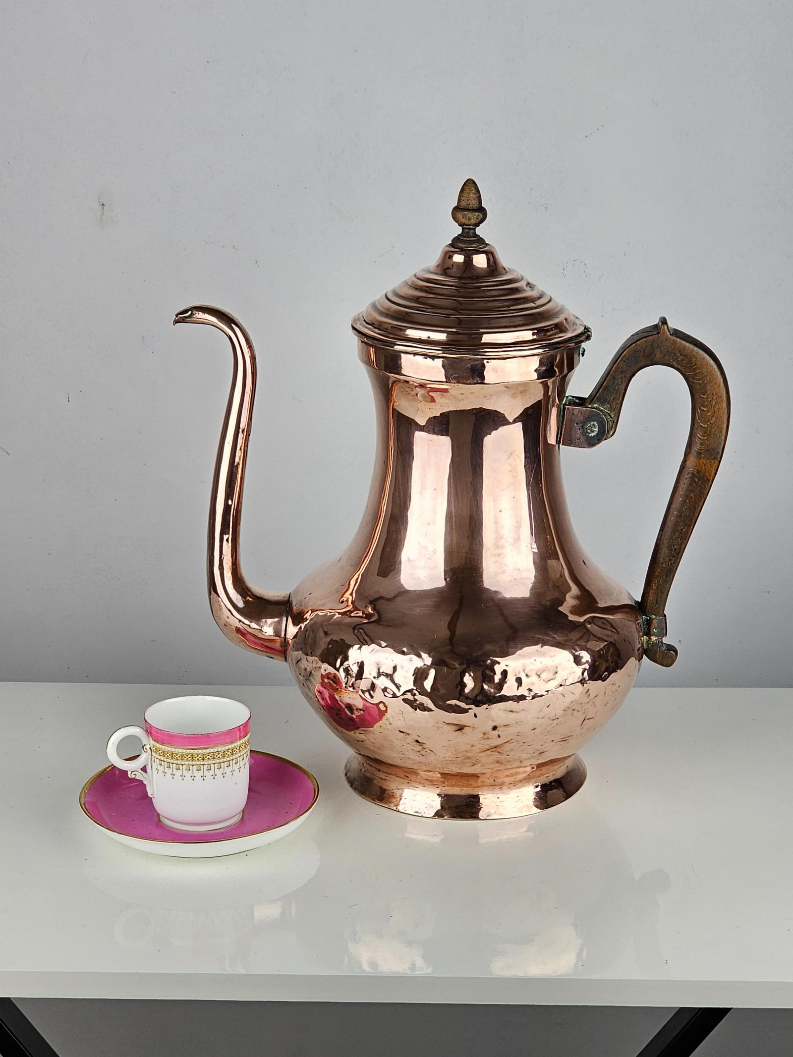 18th Century London Coffee House Coffee Pot (1 of 15)