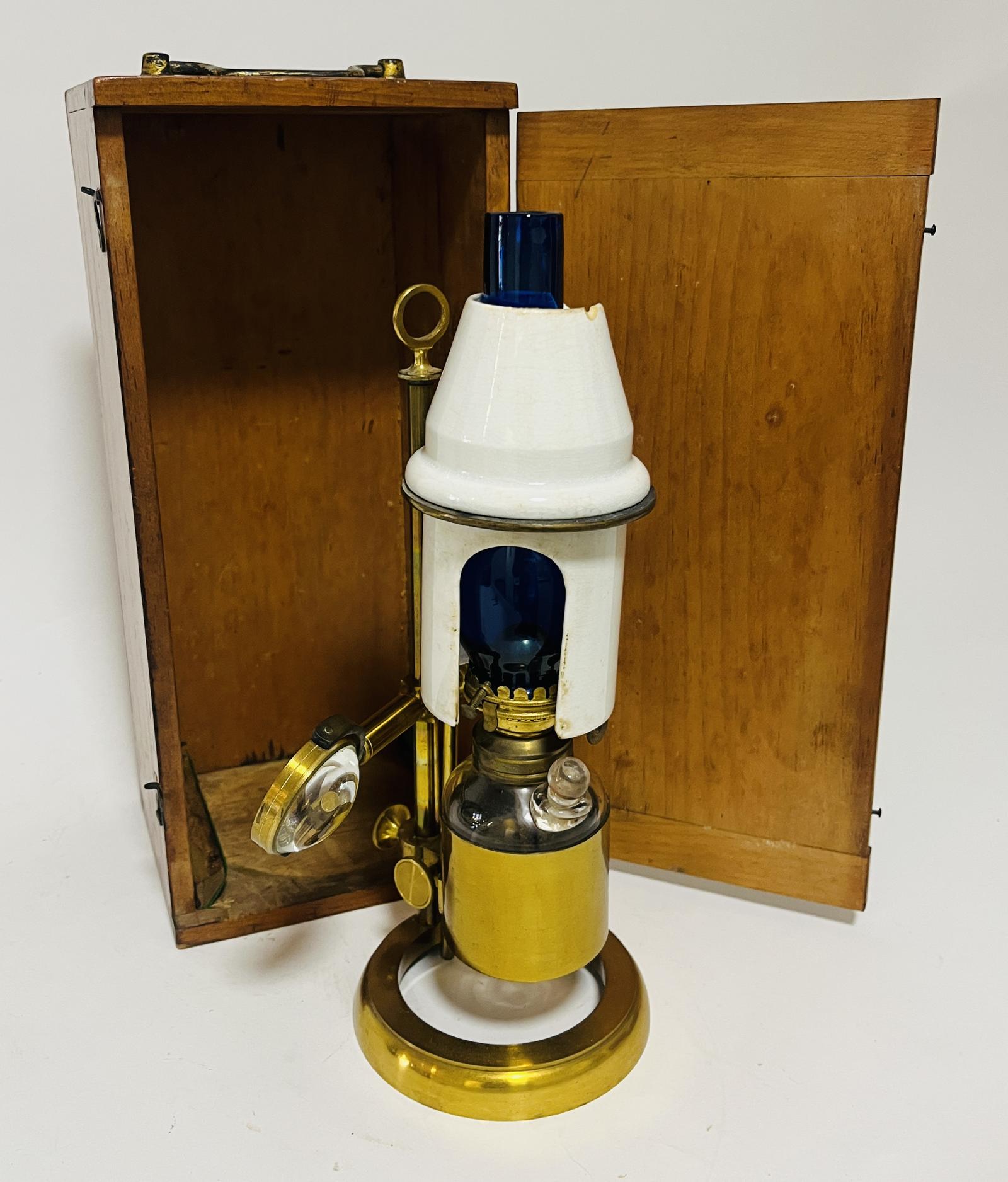 Antique Scientific Microscope Oil Lamp (1 of 24) Antique Scientific Microscope Oil Lamp (1 of 24)