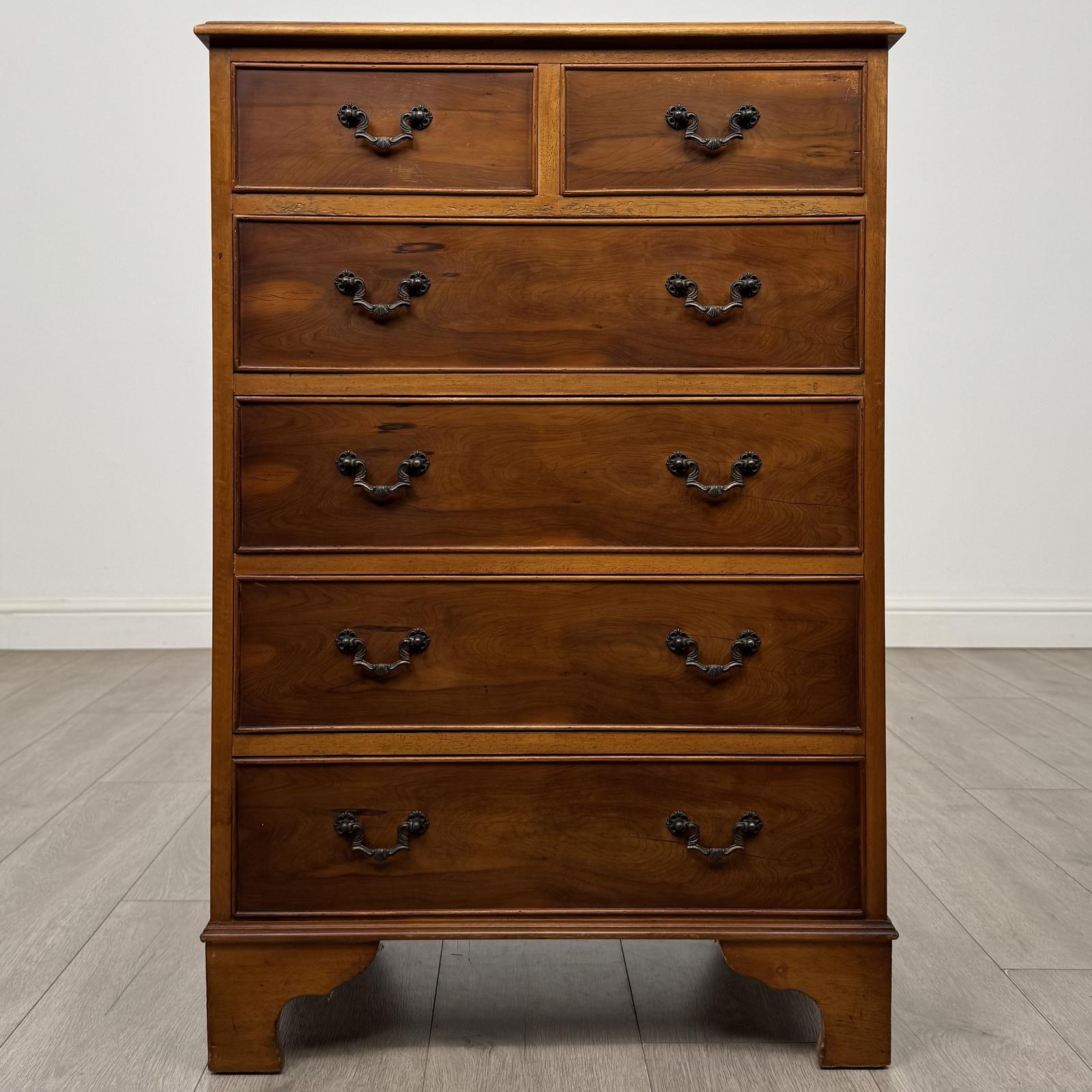 Antique 20th Century Yew Wood Chest of Drawers (1 of 11) Antique 20th Century Yew Wood Chest of Drawers (1 of 11)