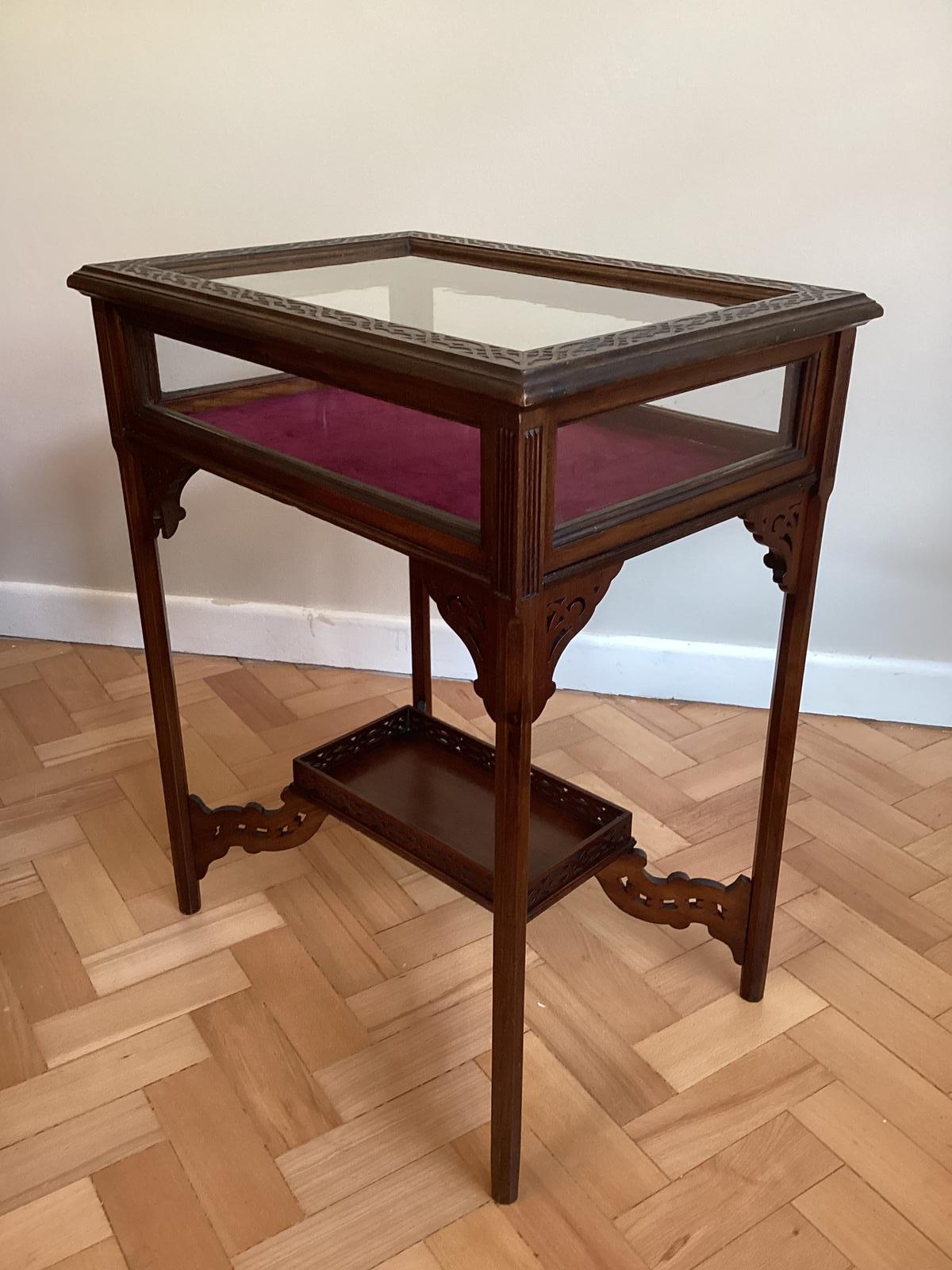Mahogany Bijouterie Table with Gallery Undertier (1 of 6)