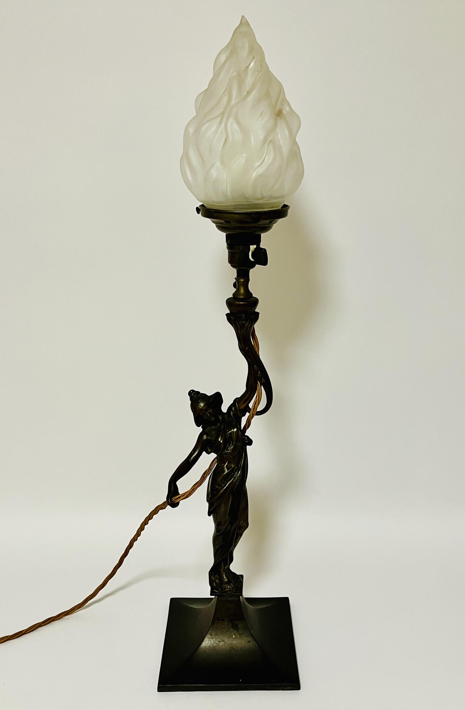 Art Nouveau Bronzed Figural Table Lamp (1 of 20) Art Nouveau Bronzed Figural Table Lamp (1 of 20)