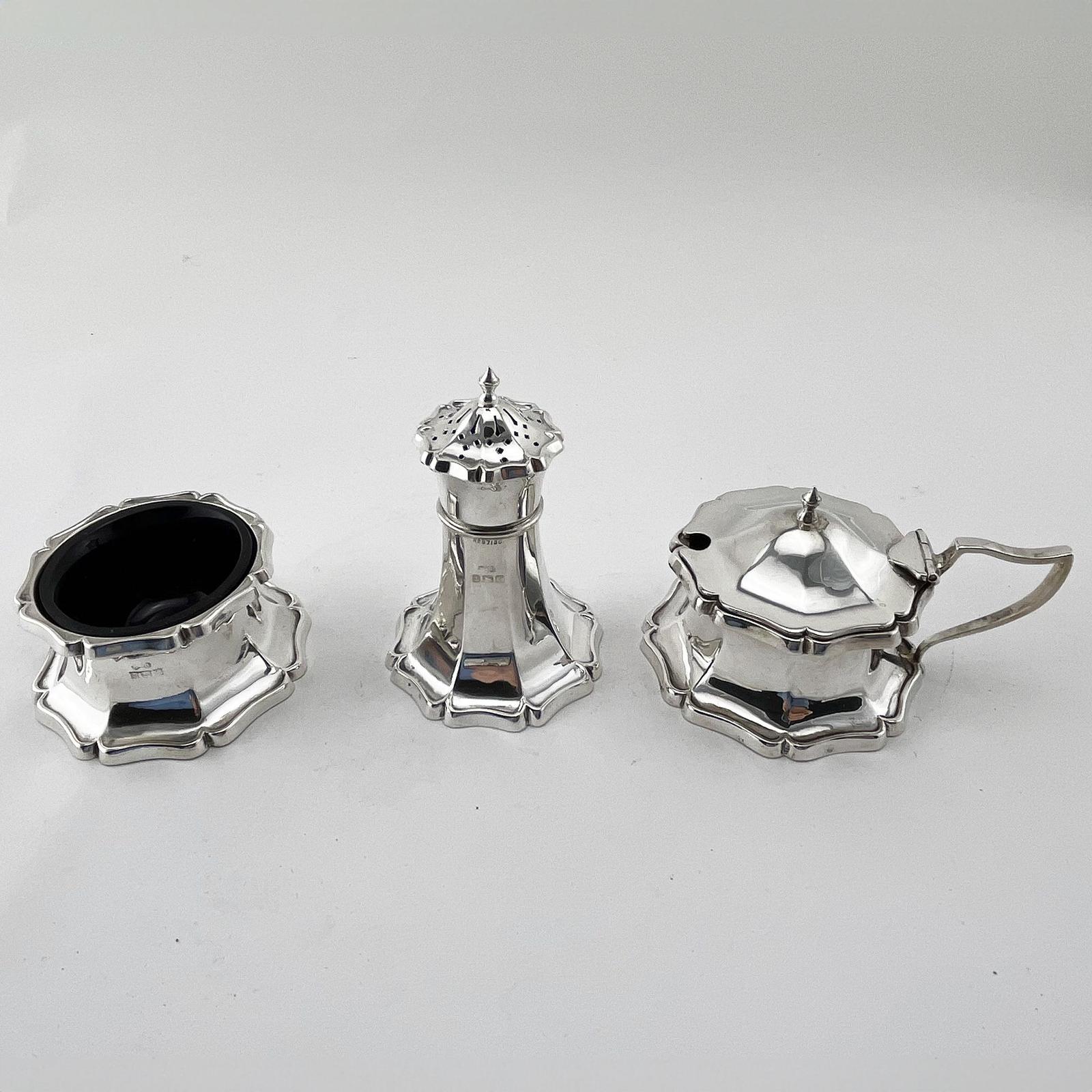 Edwardian Sterling Silver Condiment Set in a Lighthouse Style (1 of 6) Edwardian Sterling Silver Condiment Set in a Lighthouse Style (1 of 6)