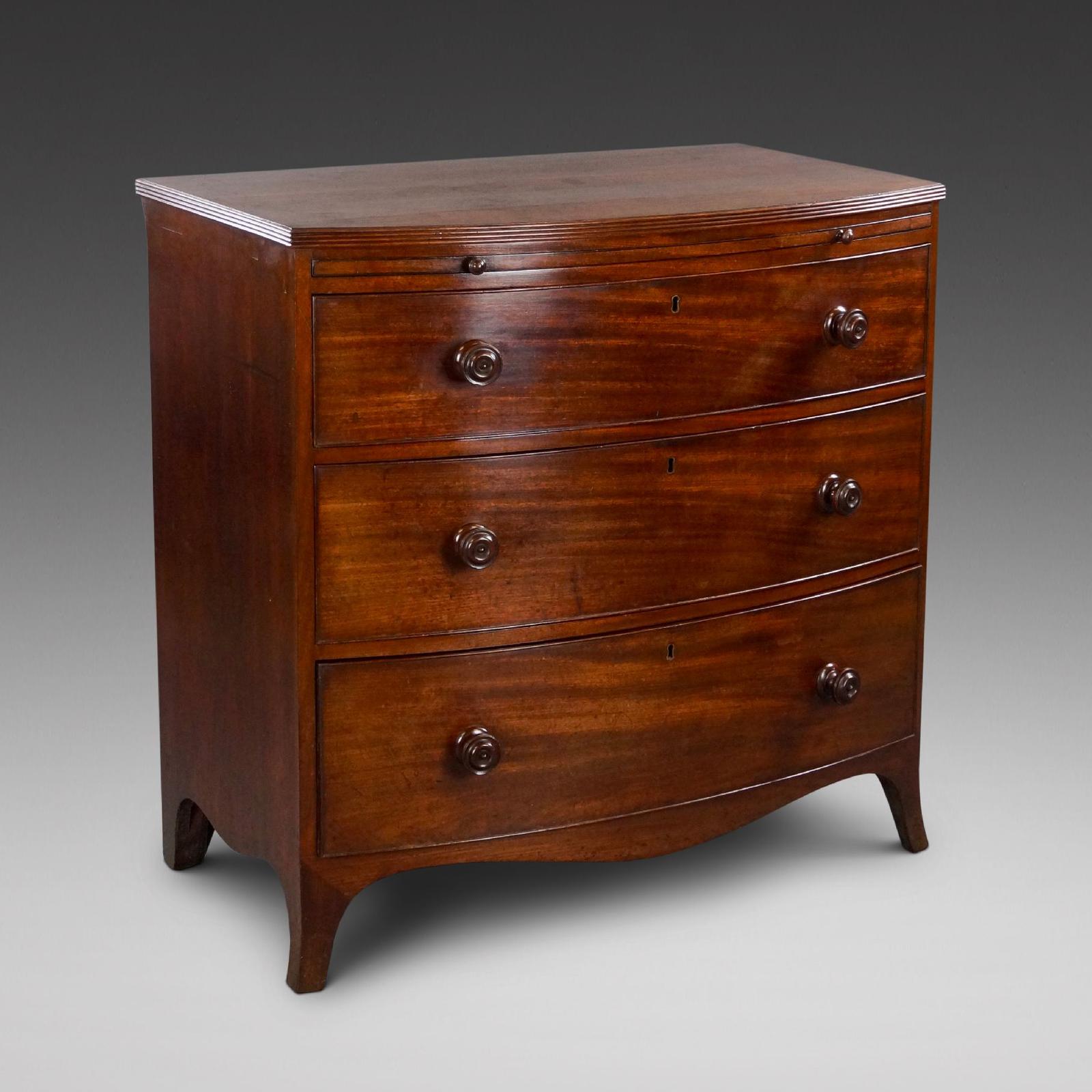 A George III Bow-fronted Chest (1 of 8)
