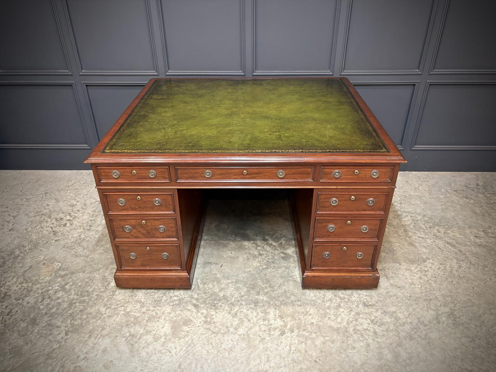 Large Victorian Mahogany Partners Desk (1 of 17) Large Victorian Mahogany Partners Desk (1 of 17)