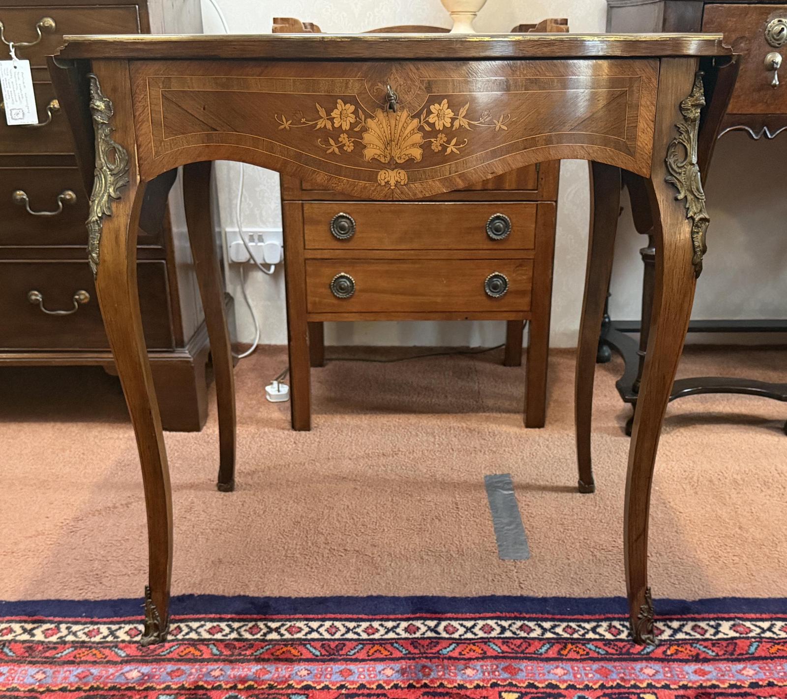 Walnut & Kingswood Side Table (1 of 8) Walnut & Kingswood Side Table (1 of 8)