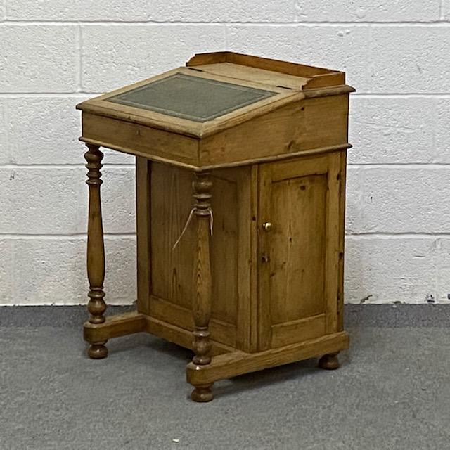 Antique Pine Clerks Desk c.1900 (1 of 5) Antique Pine Clerks Desk c.1900 (1 of 5)
