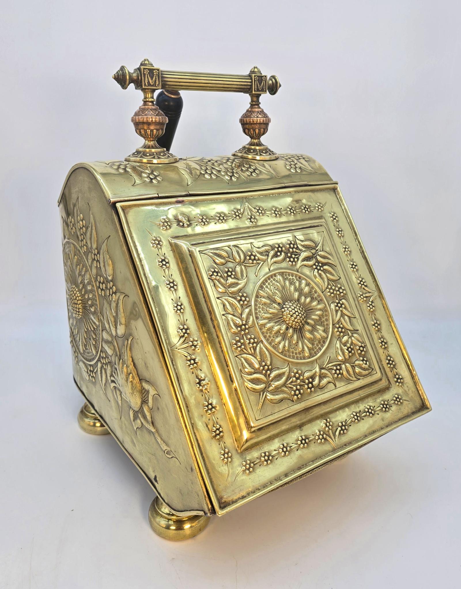 Victorian Repoussé Brass Coal Box with Original Shovel c.1880 (1 of 23) Victorian Repoussé Brass Coal Box with Original Shovel c.1880 (1 of 23)