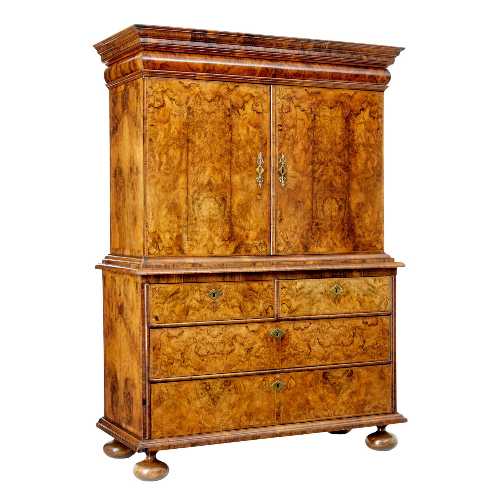 18th Century George I Walnut Cabinet on Chest (1 of 18) 18th Century George I Walnut Cabinet on Chest (1 of 18)