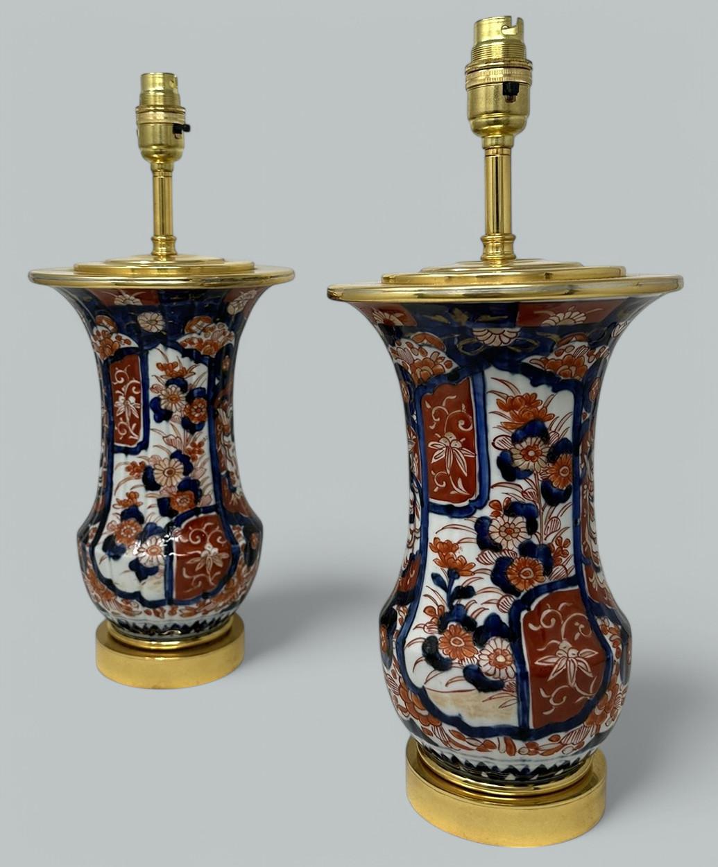 Antique Pair Japanese Chinese Imari Porcelain Ormolu Table Lamps Blue Red Gilt (1 of 7) Antique Pair Japanese Chinese Imari Porcelain Ormolu Table Lamps Blue Red Gilt (1 of 7)