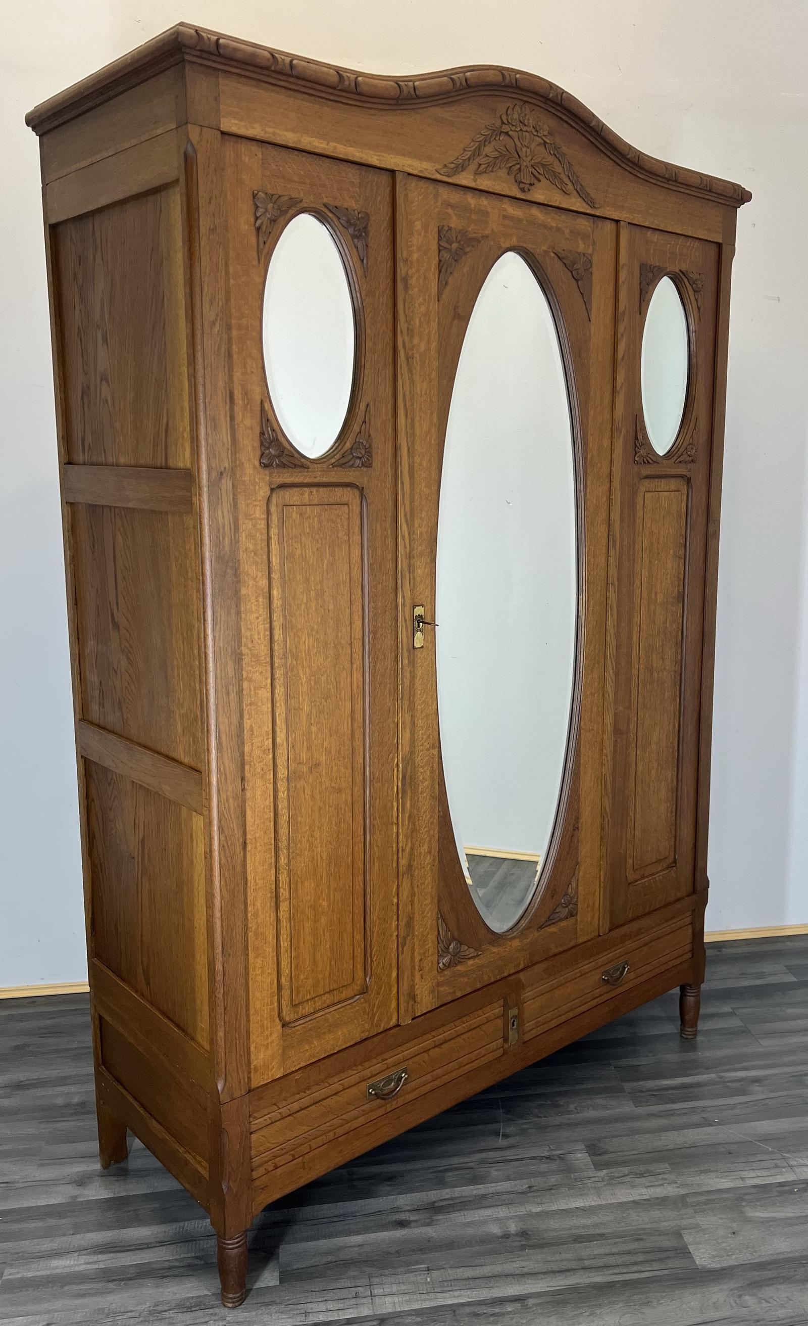 Impressive Antique French Armoire Wardrobe with Mirrors (1 of 17) Impressive Antique French Armoire Wardrobe with Mirrors (1 of 17)