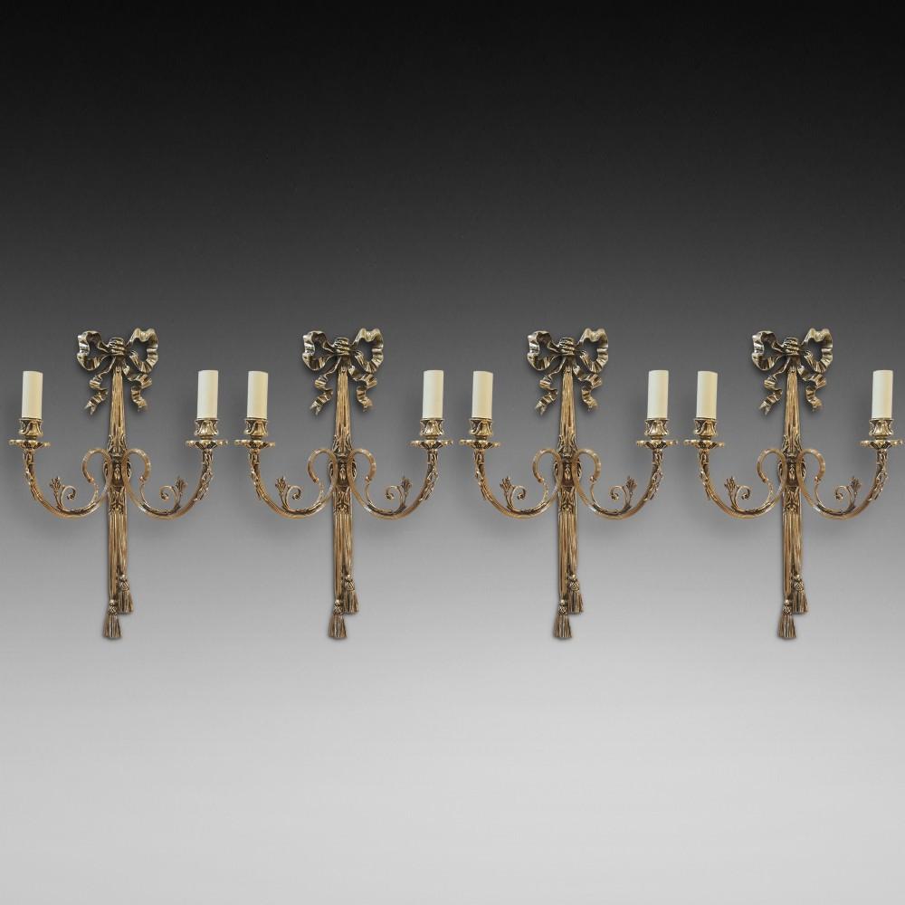 Four Early 20th Century Louis XVI Style Brass Wall Lights (1 of 7) Four Early 20th Century Louis XVI Style Brass Wall Lights (1 of 7)