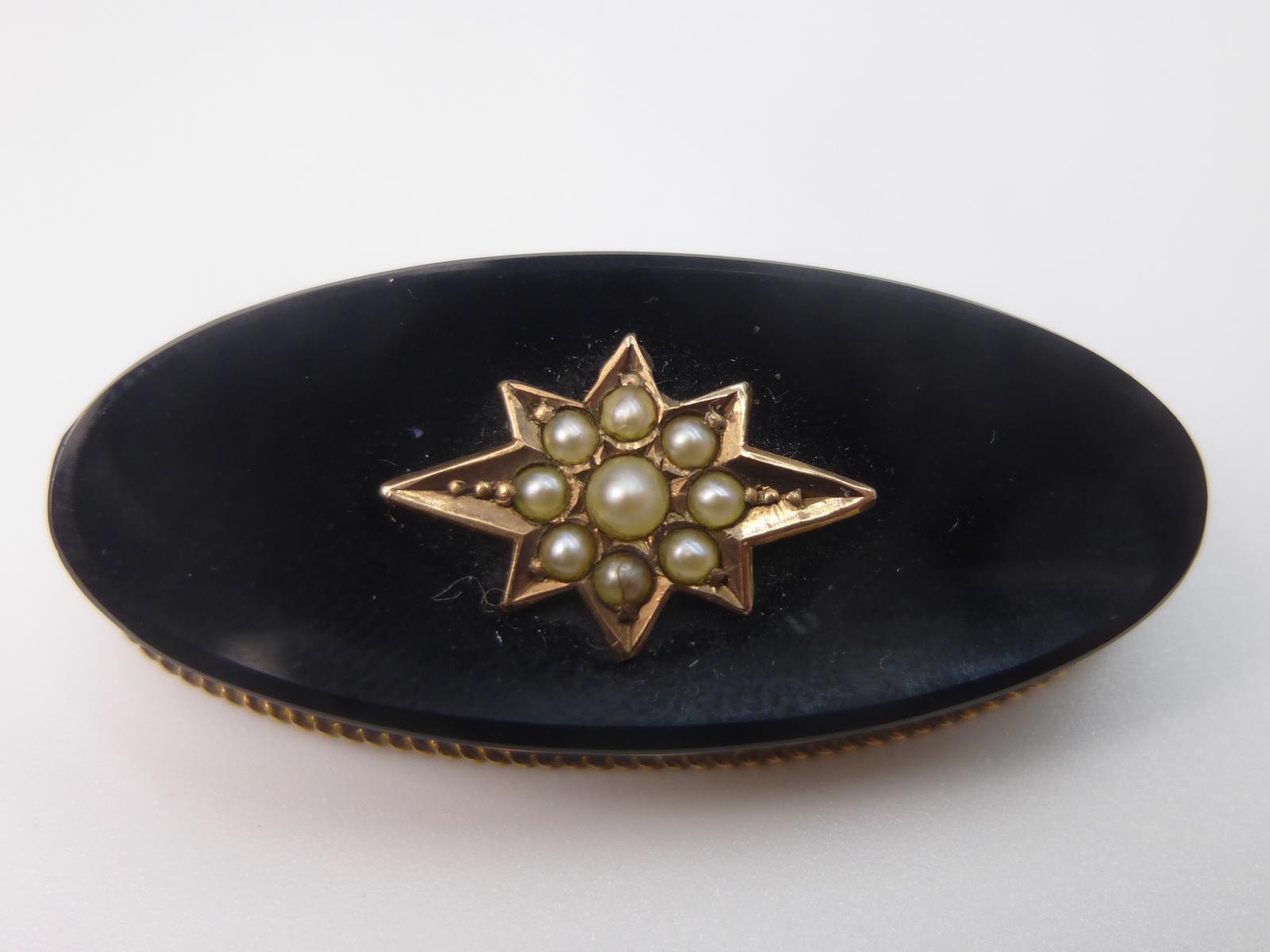 9ct Gold Onyx & Seed Pearl Brooch (1 of 6)