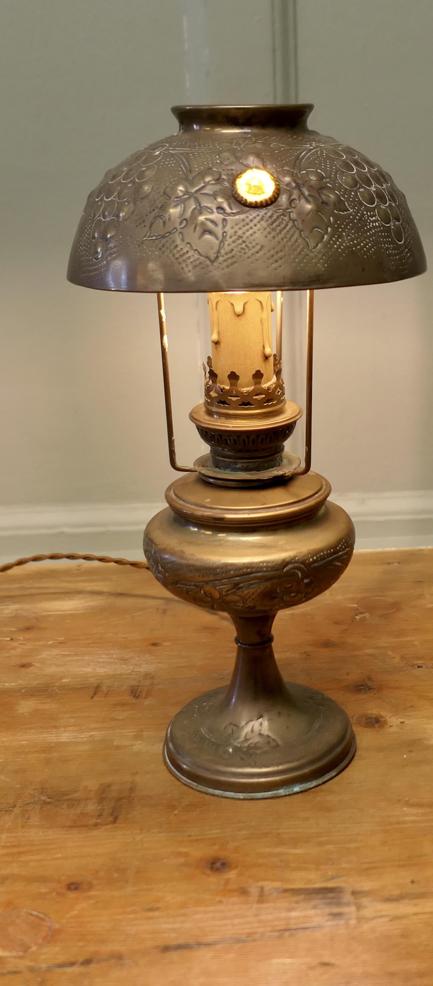 Unusual French Arts & Crafts Converted Oil Lamp (1 of 6) Unusual French Arts & Crafts Converted Oil Lamp (1 of 6)