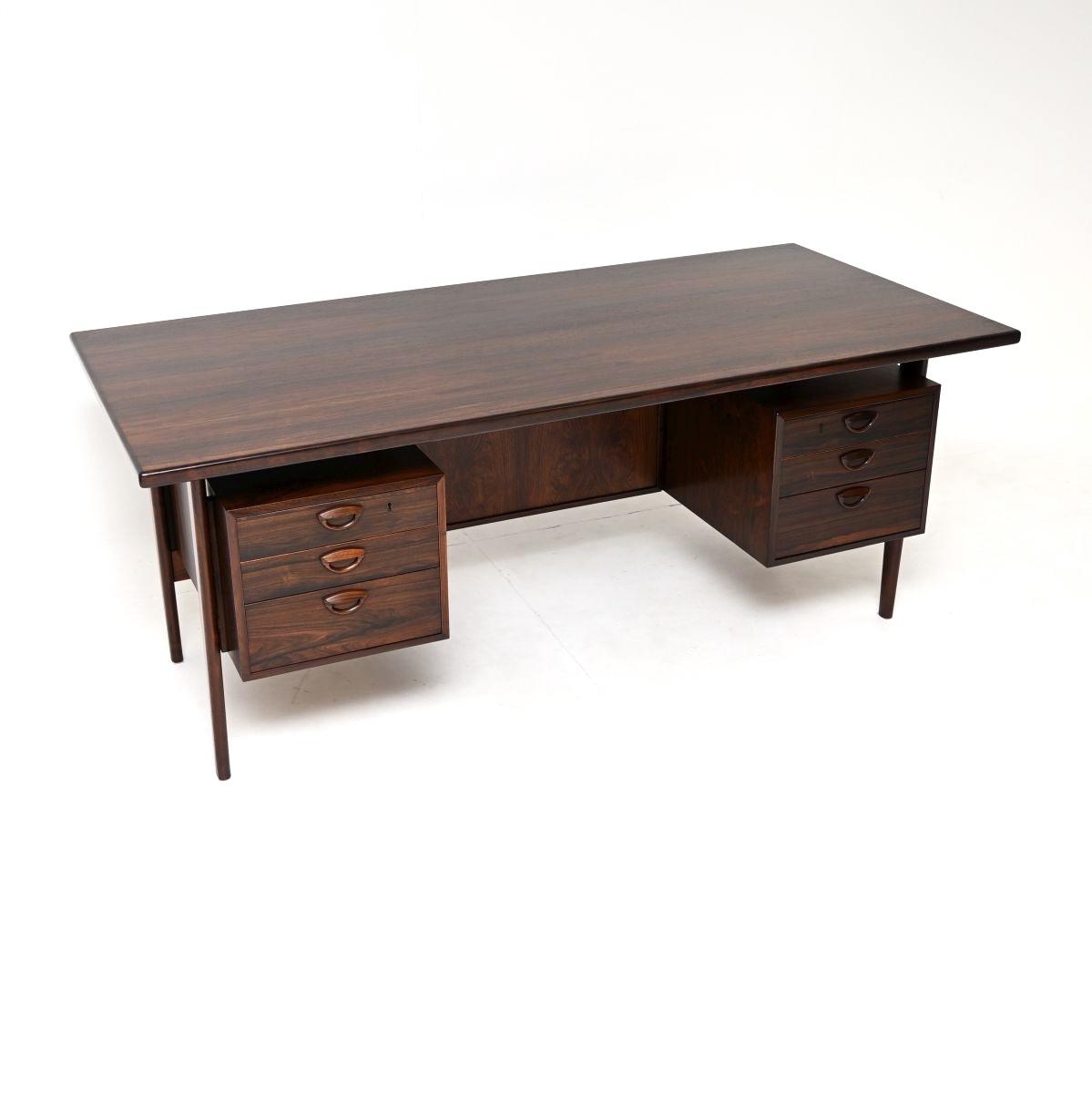 Large Vintage Danish Rosewood Desk by Kai Kristiansen (1 of 10) Large Vintage Danish Rosewood Desk by Kai Kristiansen (1 of 10)