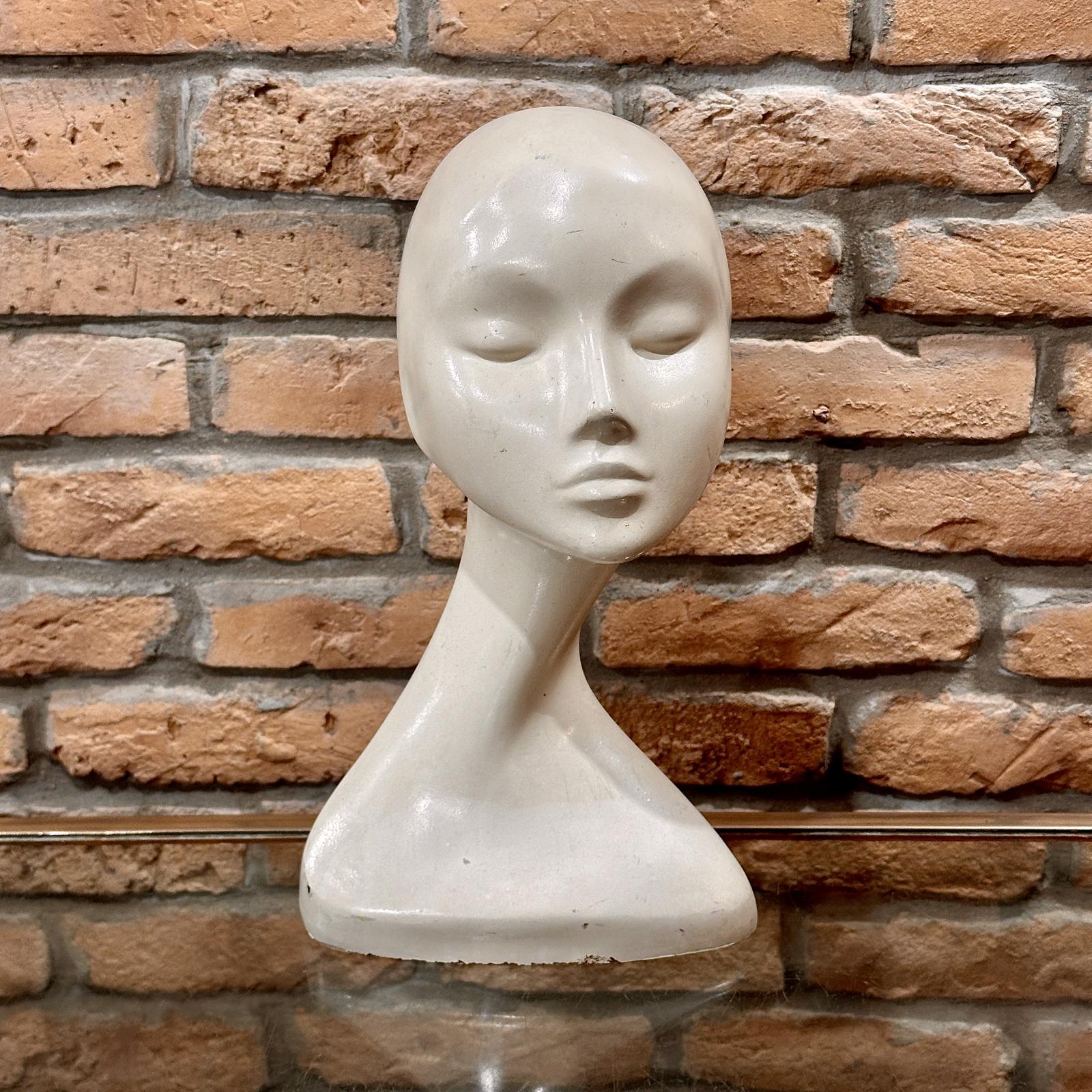 Swan Neck Mannequin Head (1 of 5)