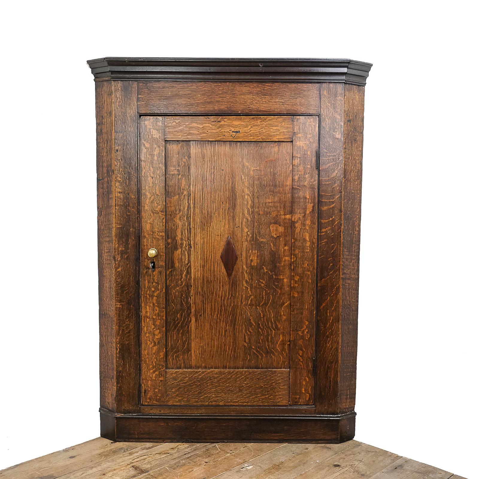 Antique Georgian Oak Hanging Corner Cupboard (1 of 7)