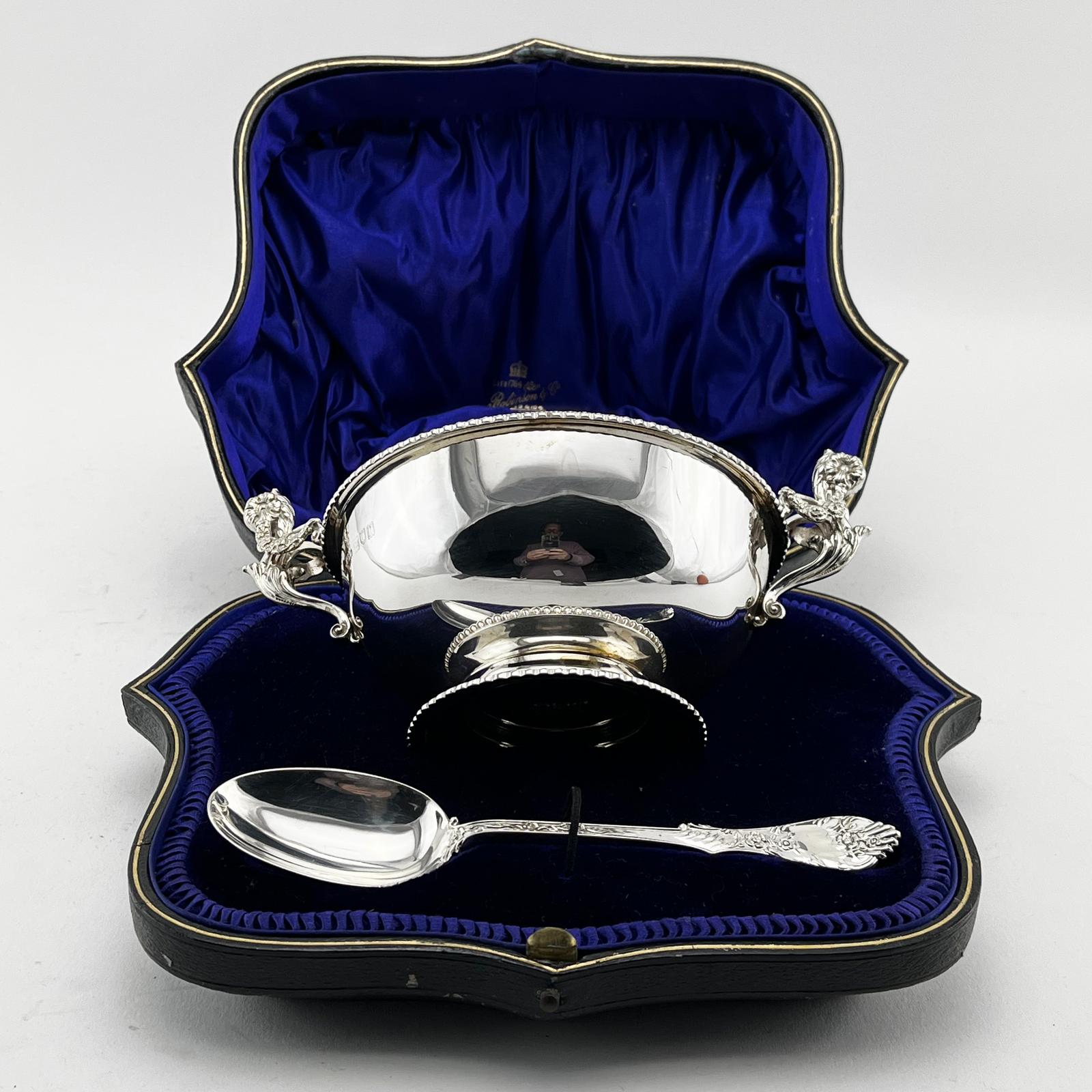 Fine Quality Antique Boxed Sterling Silver Christening Set (1 of 10)
