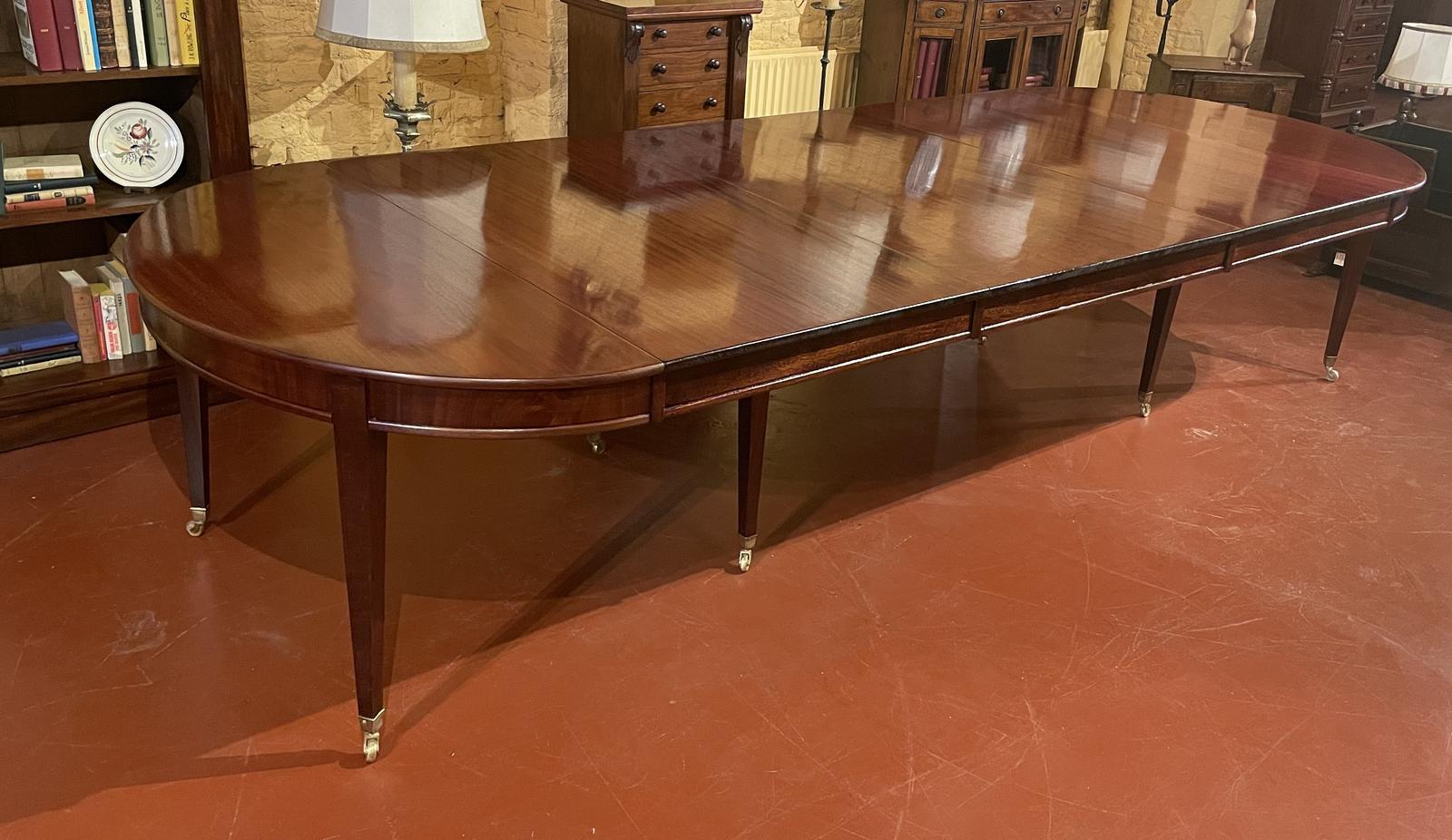 Extendable Dining Table Directoire Period c.1800 (3.60 Meters Long) (1 of 11) Extendable Dining Table Directoire Period c.1800 (3.60 Meters Long) (1 of 11)