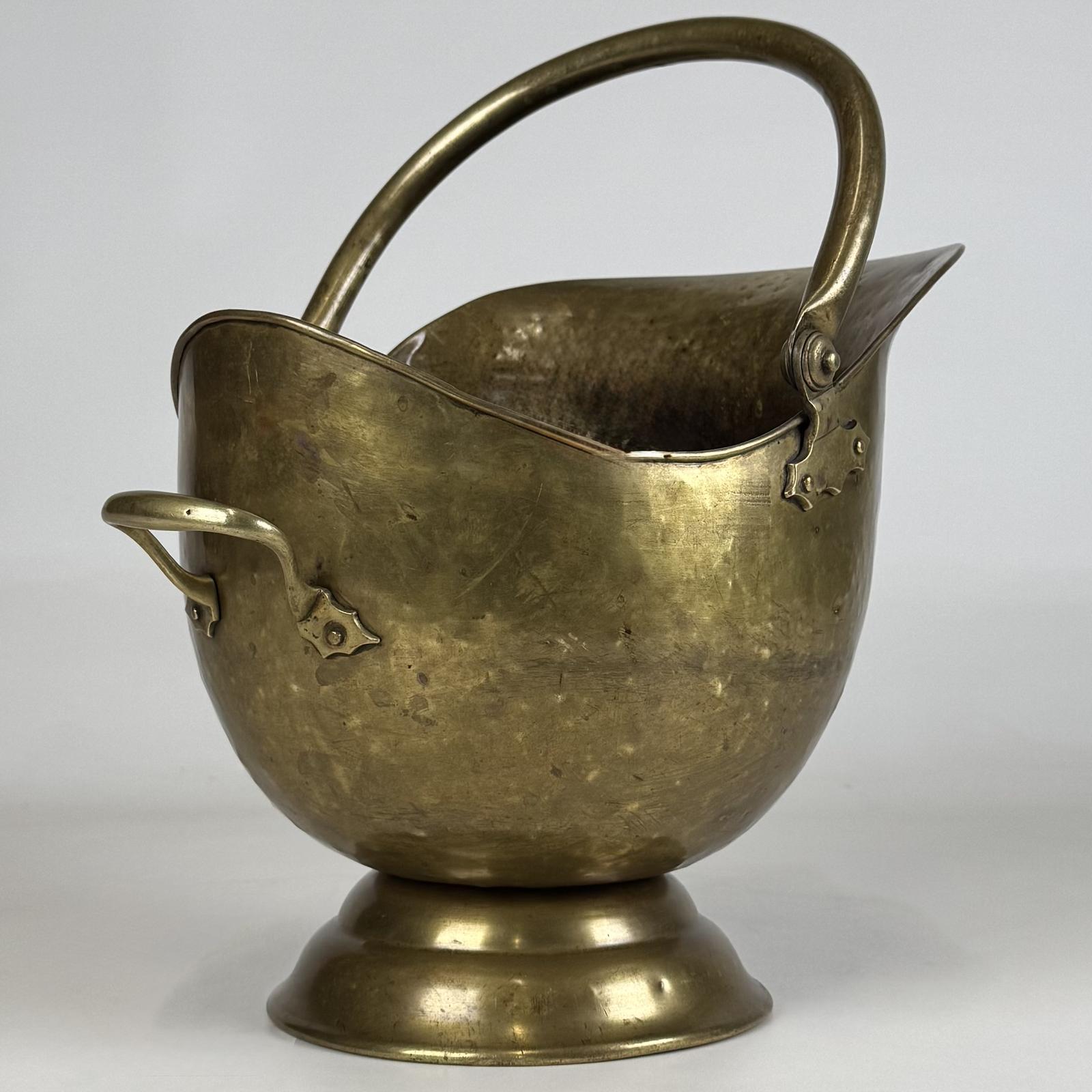 Antique 19th Century Helmet Shaped Brass Coal Scuttle (1 of 9)