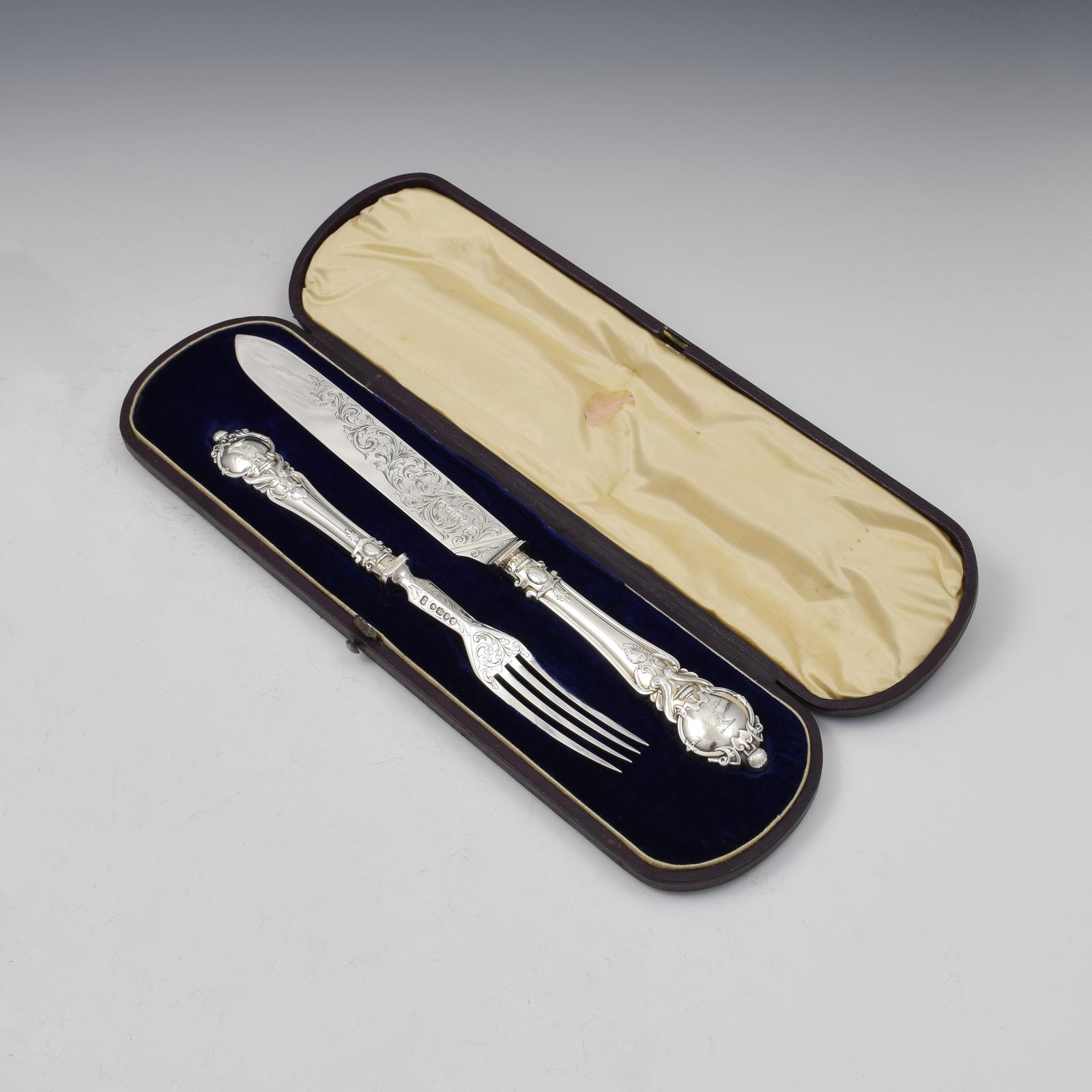 Cased Victorian Silver Handled Cake Knife & Serving Fork Set 1852 (1 of 9) Cased Victorian Silver Handled Cake Knife & Serving Fork Set 1852 (1 of 9)
