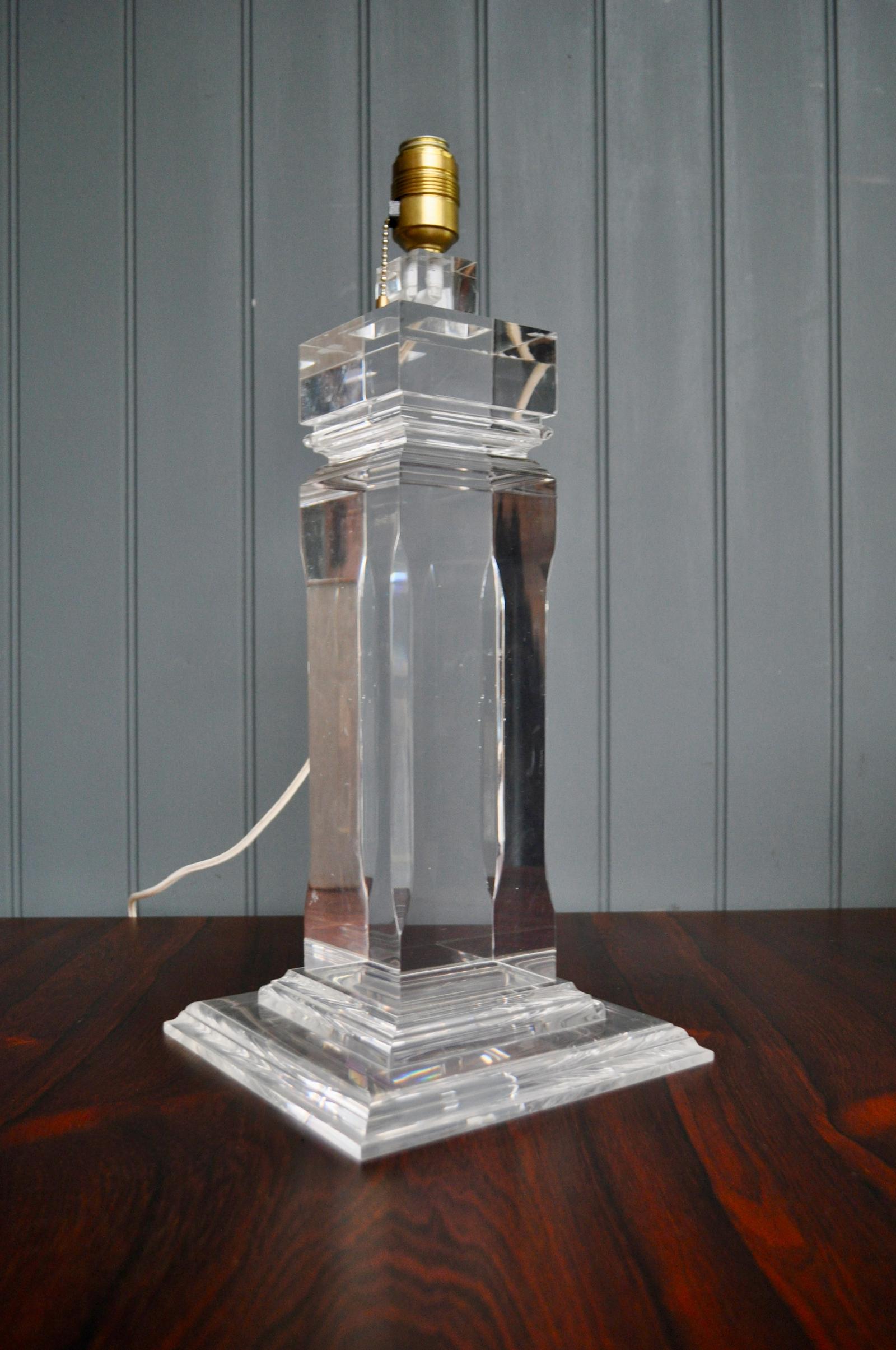 Stylish Lucite Table Lamp (1 of 6)