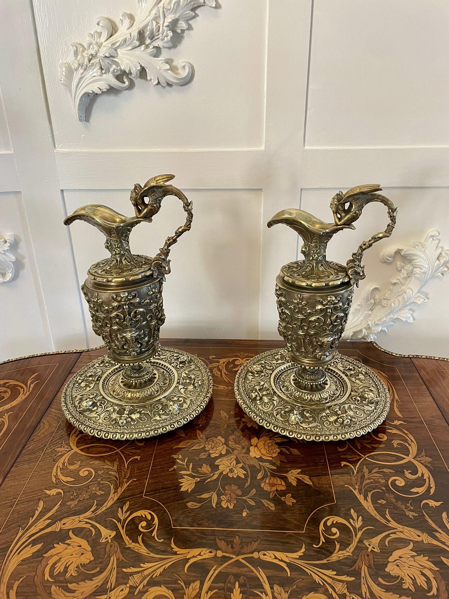 Superb Quality Pair of Antique Victorian Gilded Brass Ewers & Dishes (1 of 16) Superb Quality Pair of Antique Victorian Gilded Brass Ewers & Dishes (1 of 16)