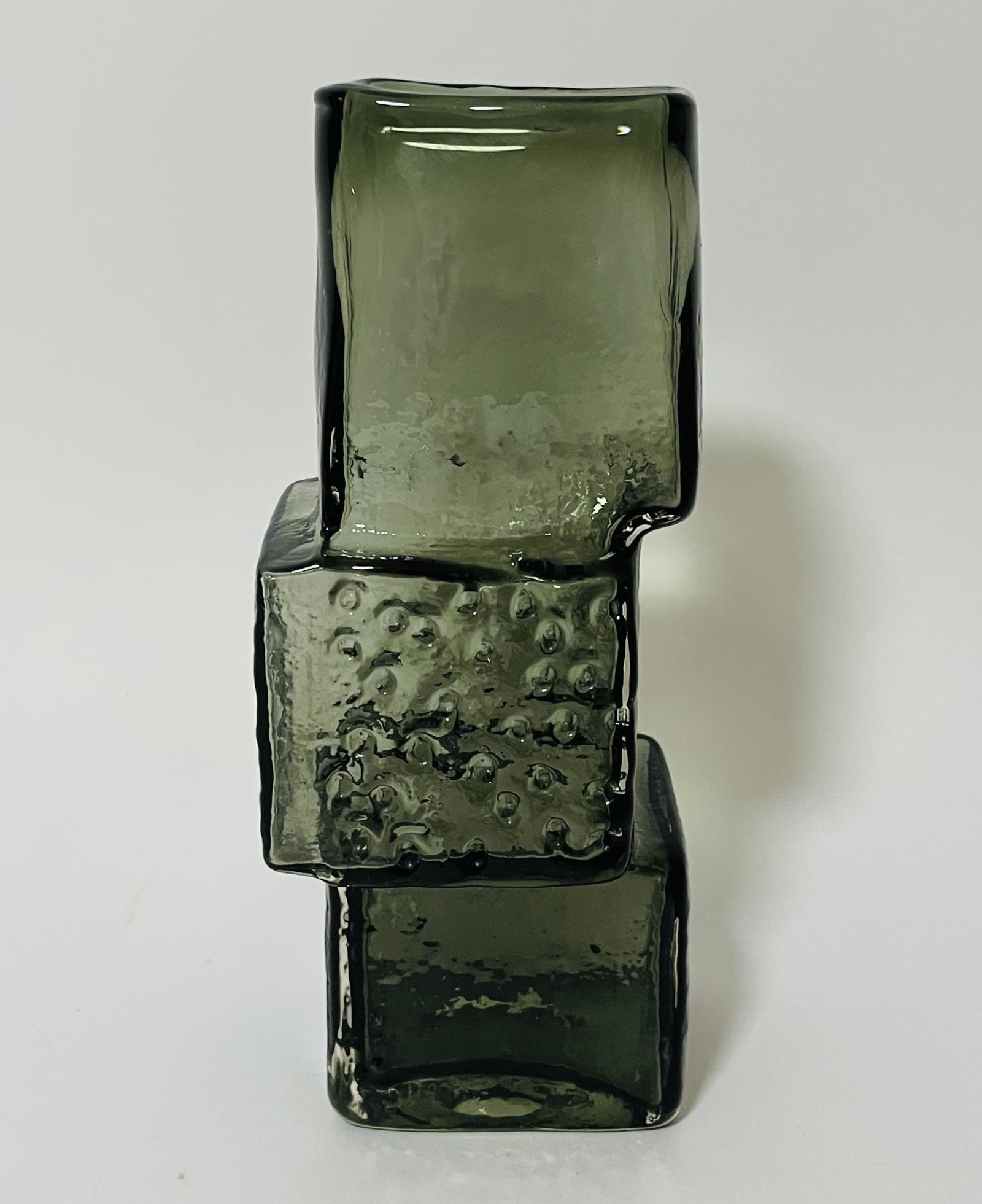 Whitefriars Drunken Bricklayer Vase (1 of 12)