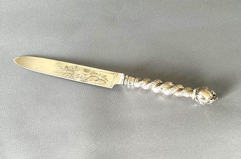 Magnificent Victorian Silver Fish Serving Knife (1 of 8)